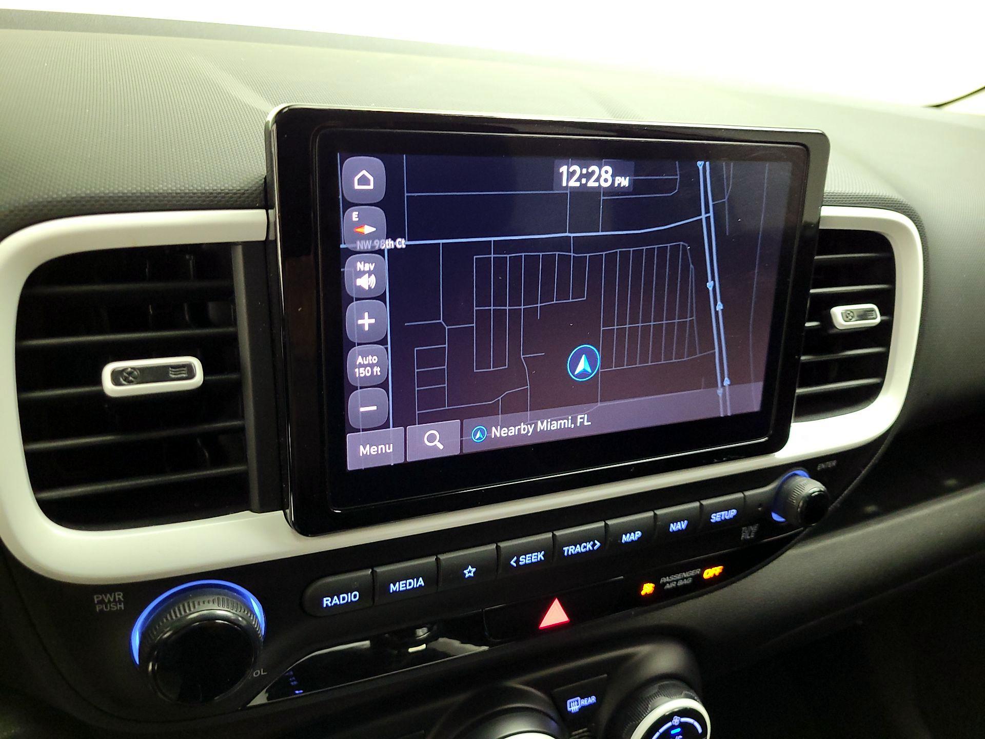 Thumbnail: 2023 Hyundai Venue - 14