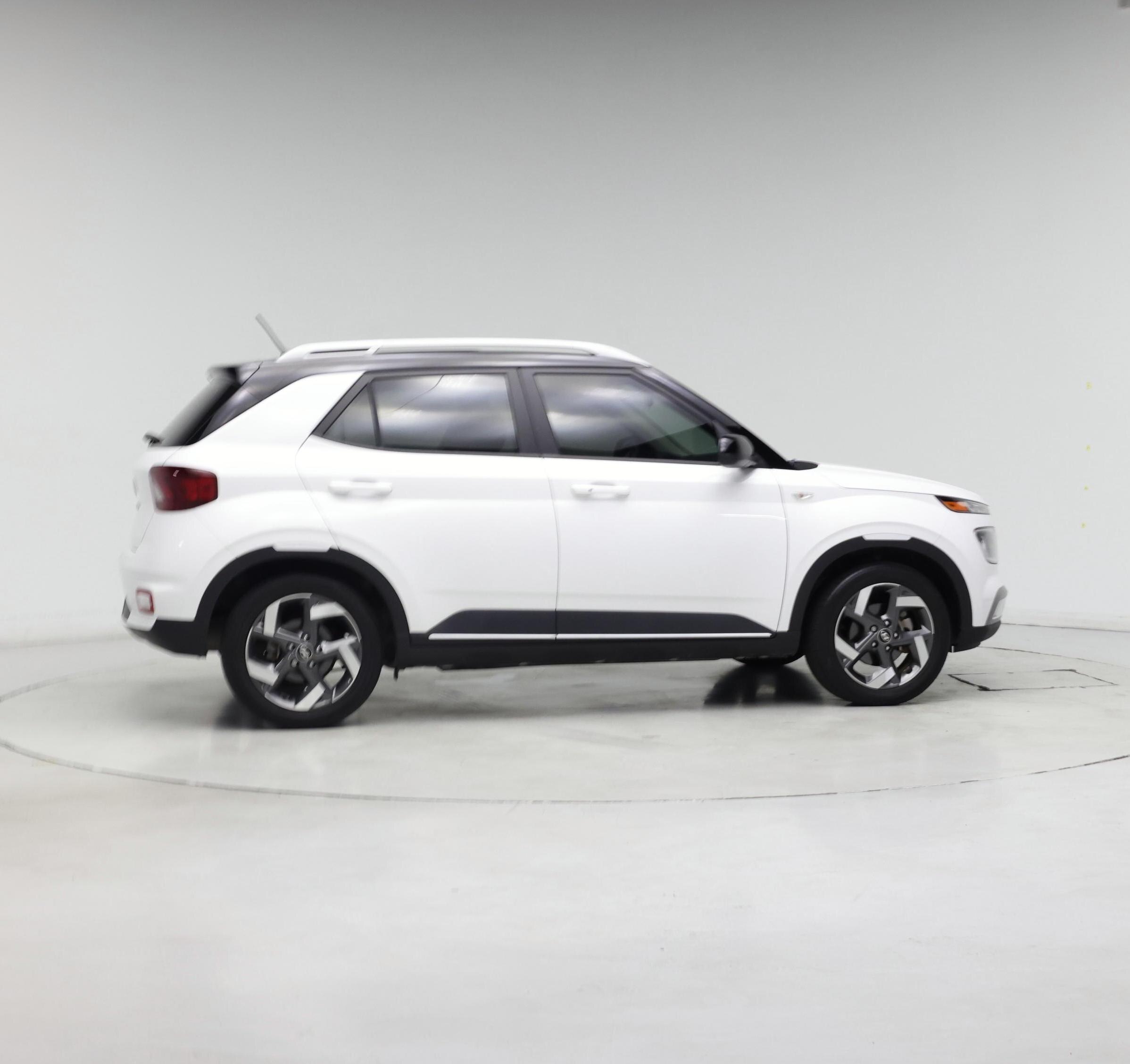 Thumbnail: 2023 Hyundai Venue - 7