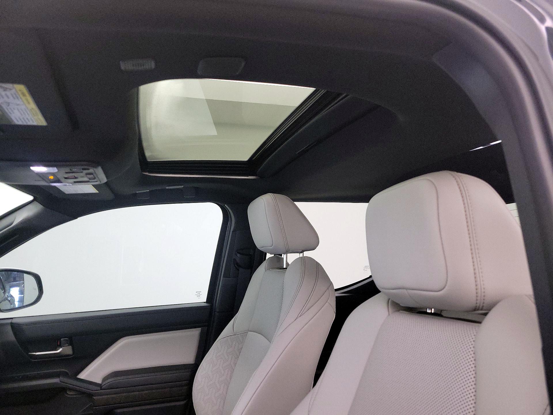 Thumbnail: 2025 Toyota Tacoma - 18