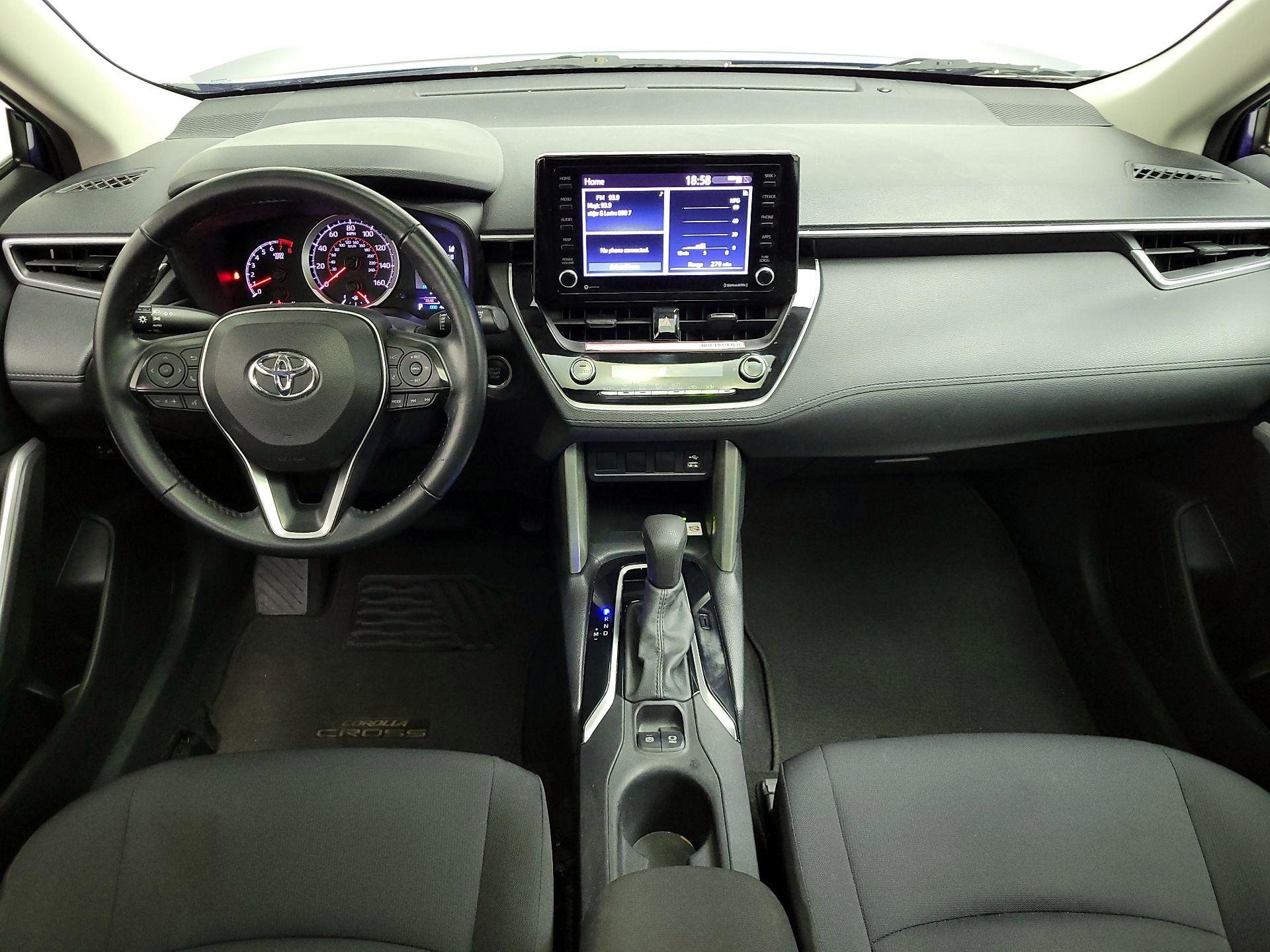 Thumbnail: 2022 Toyota Corolla Cross - 9