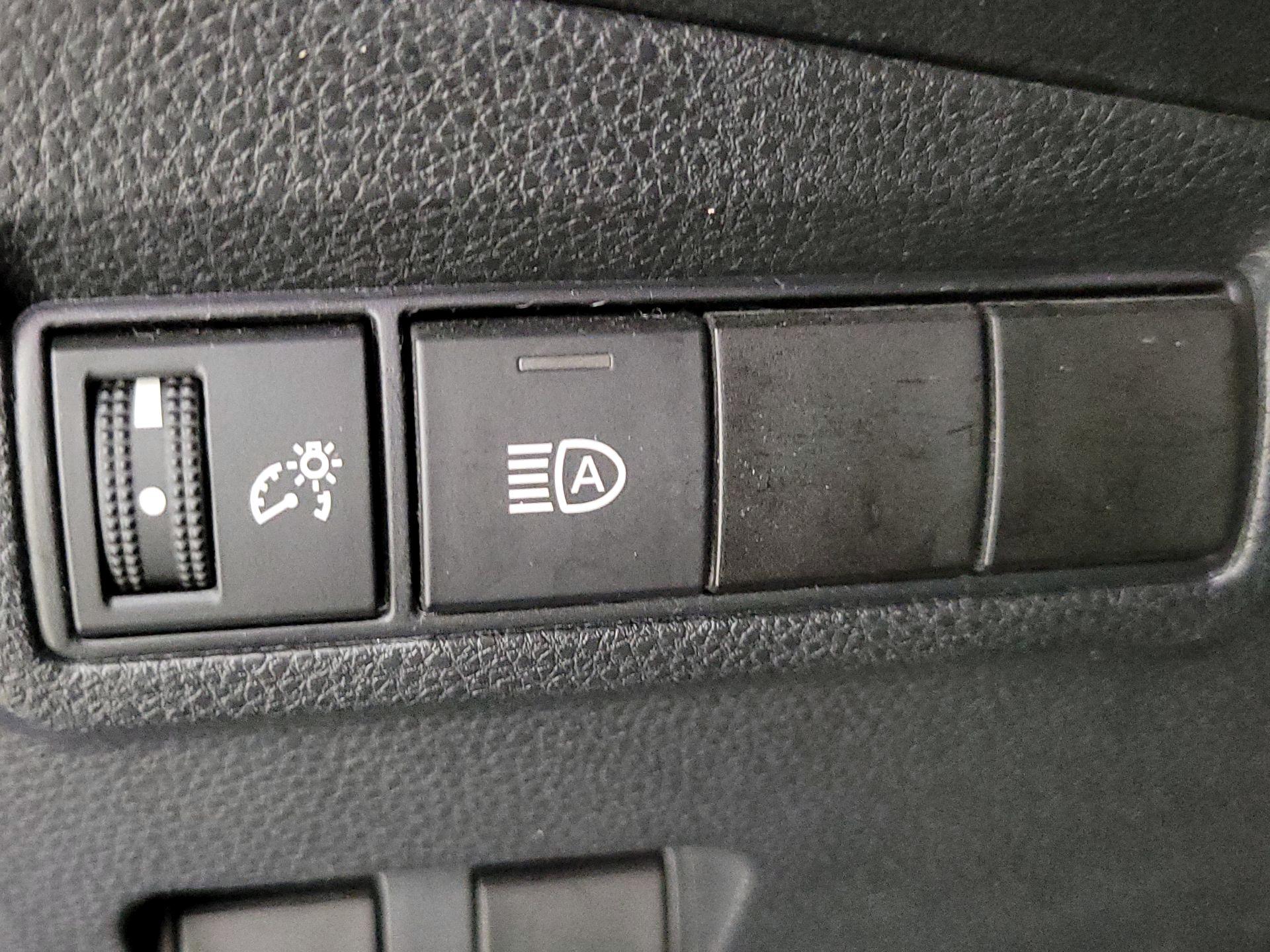 Thumbnail: 2022 Toyota Corolla Cross - 13