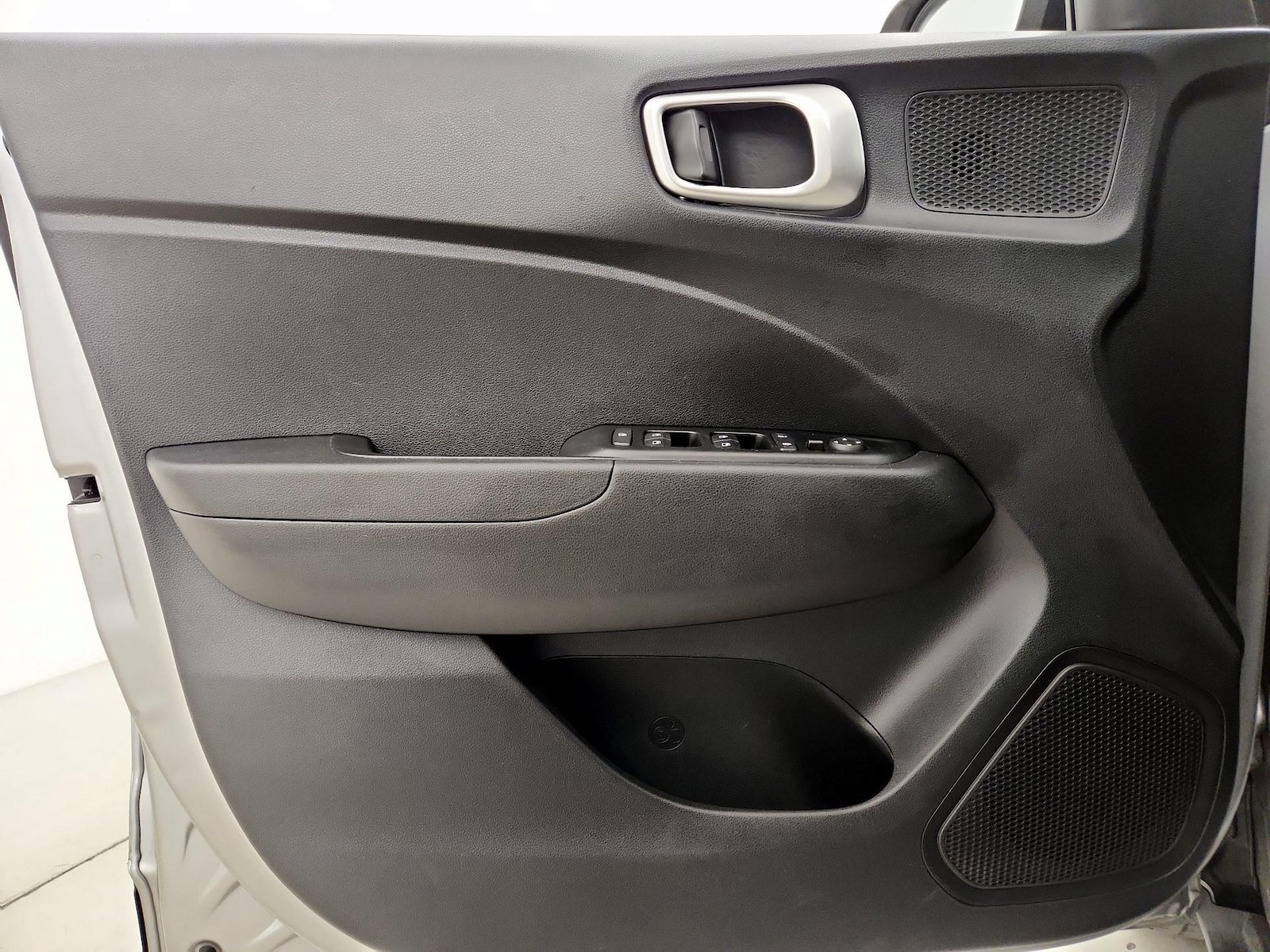 2023 Hyundai Venue SEL - Photo 13