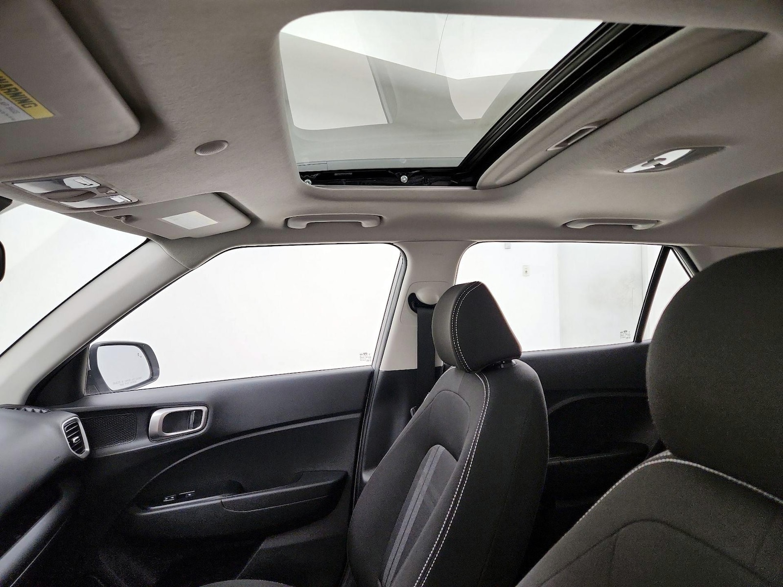 2023 Hyundai Venue SEL - Photo 20