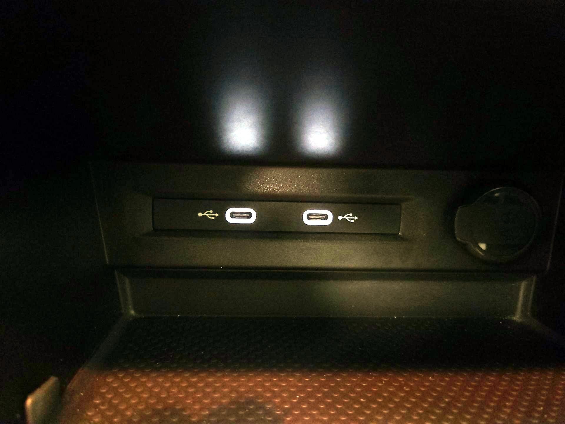 Thumbnail: 2022 Volkswagen Taos - 18