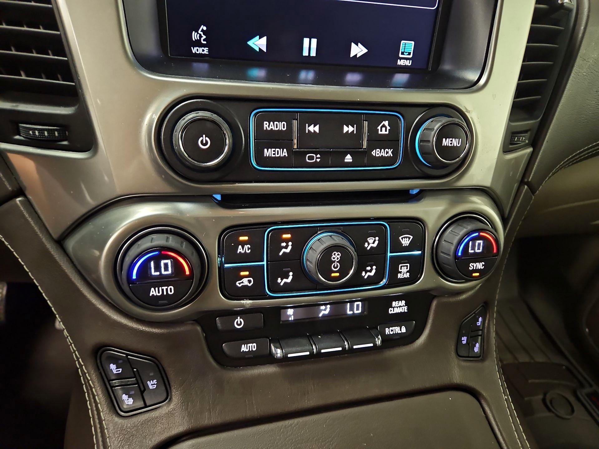 Thumbnail: 2015 Chevrolet Tahoe - 17