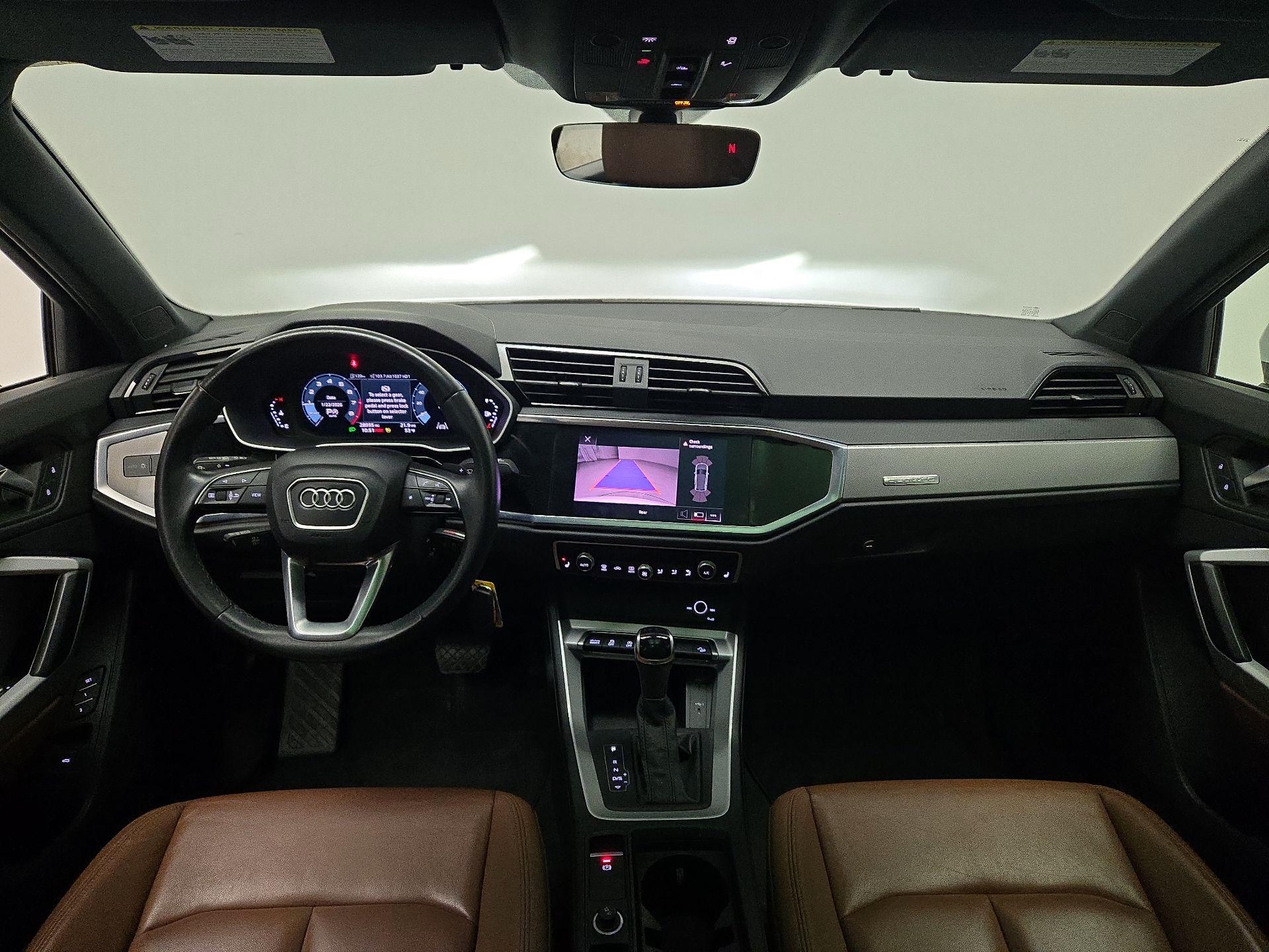 Thumbnail: 2022 Audi Q3 - 9