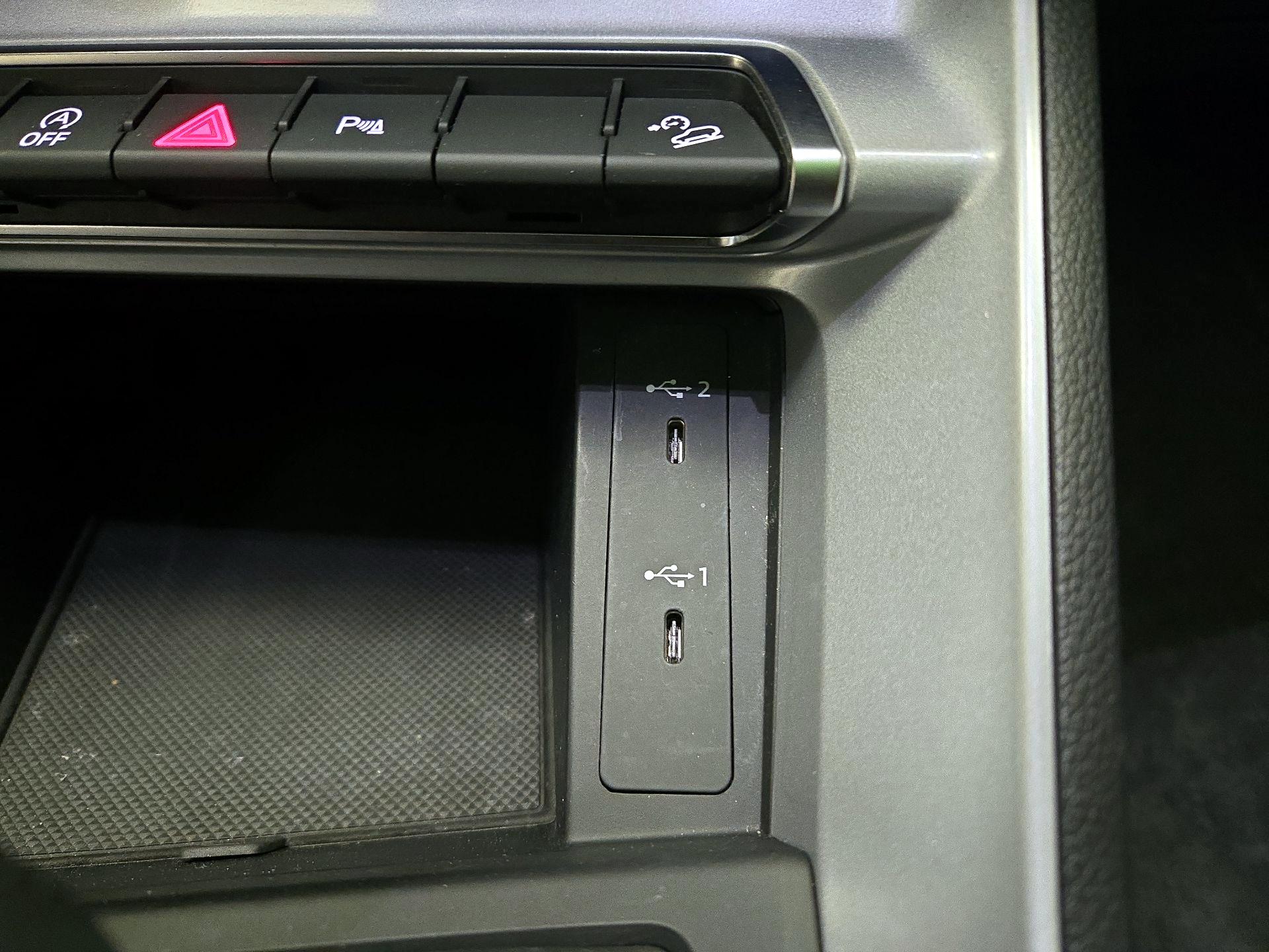 Thumbnail: 2022 Audi Q3 - 18