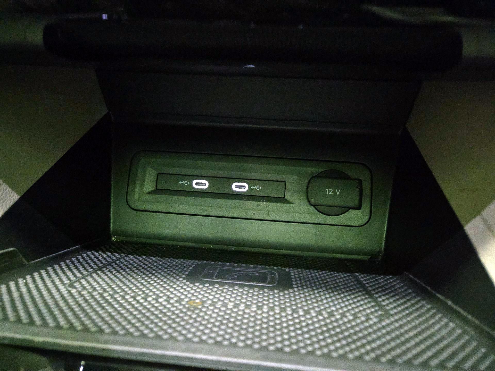 Thumbnail: 2023 Volkswagen Atlas - 18