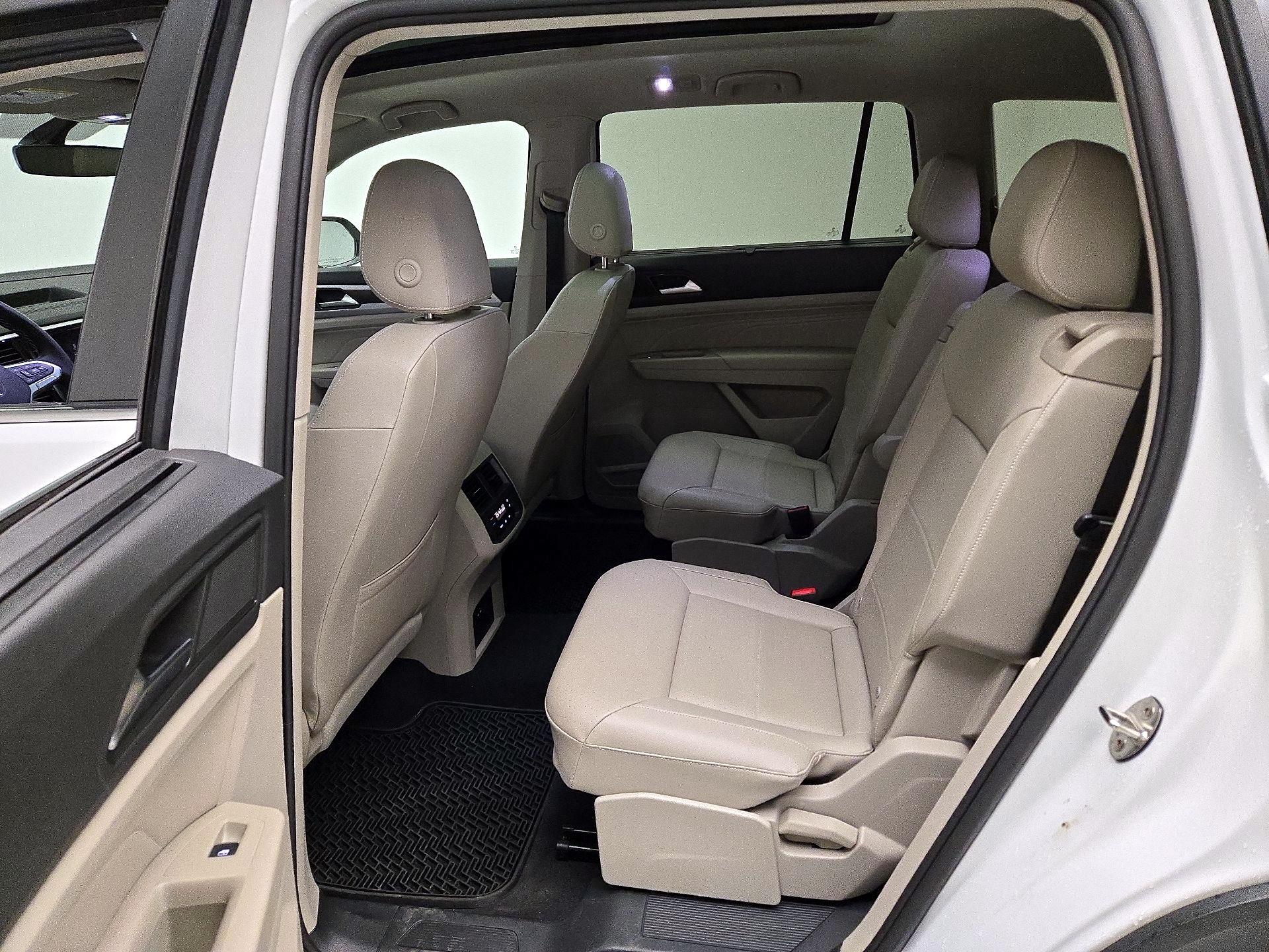 Thumbnail: 2023 Volkswagen Atlas - 20