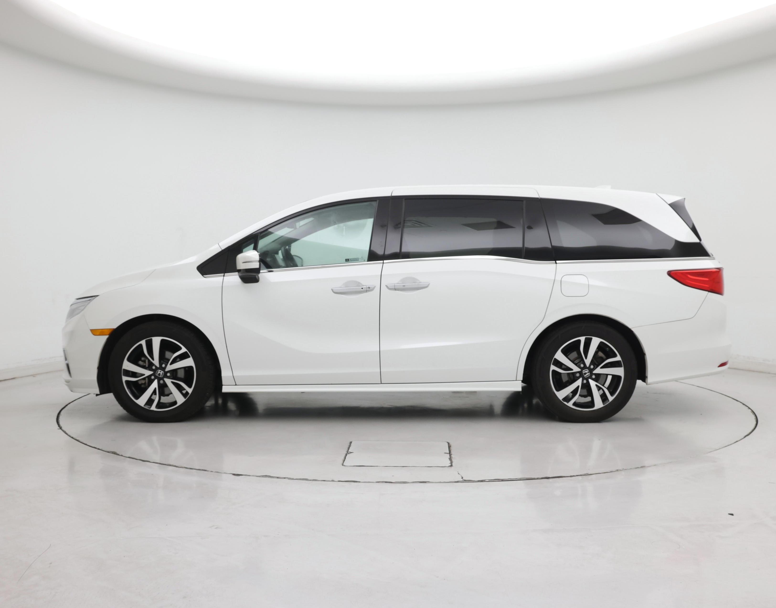 Thumbnail: 2020 Honda Odyssey - 3