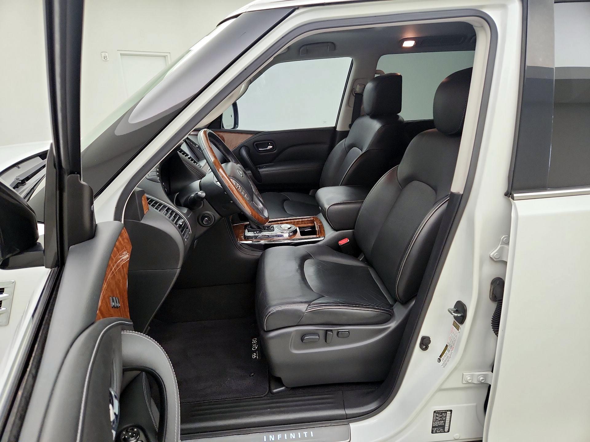 Thumbnail: 2018 INFINITI QX80 - 11