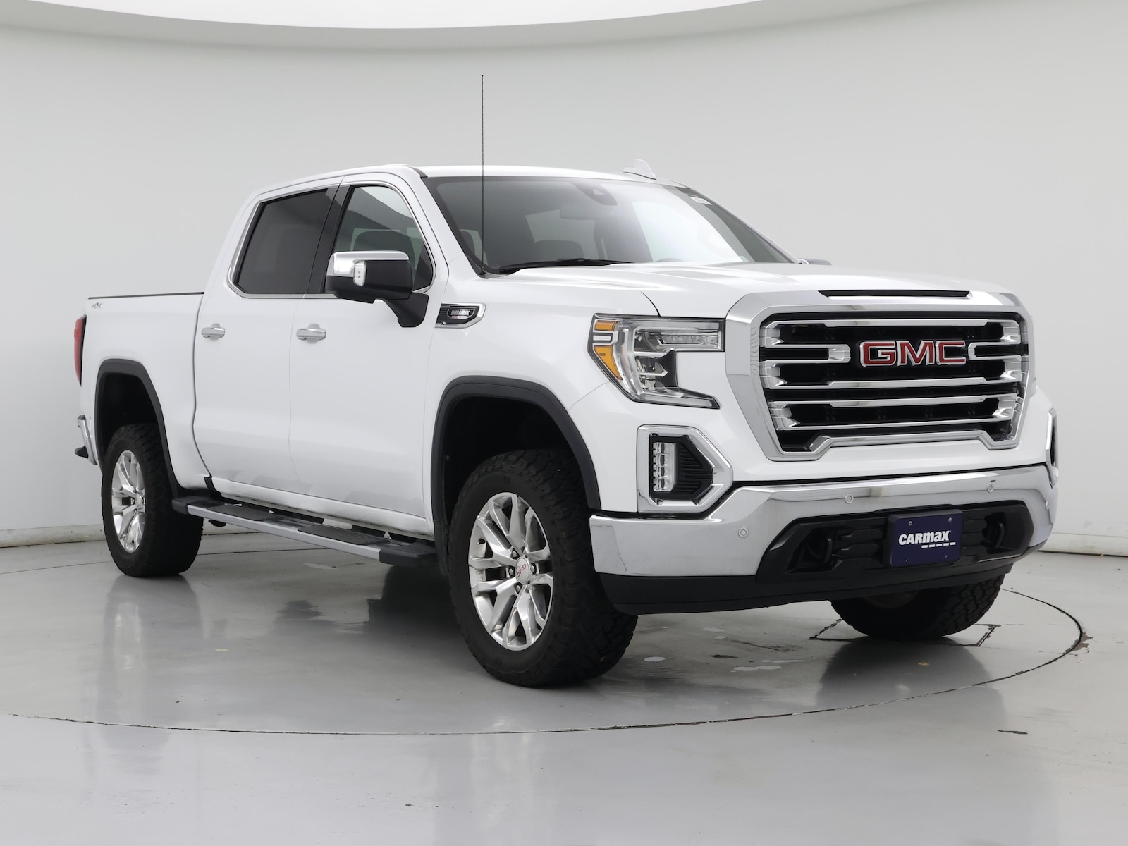 2021 GMC Sierra 1500 SLT - Photo 2