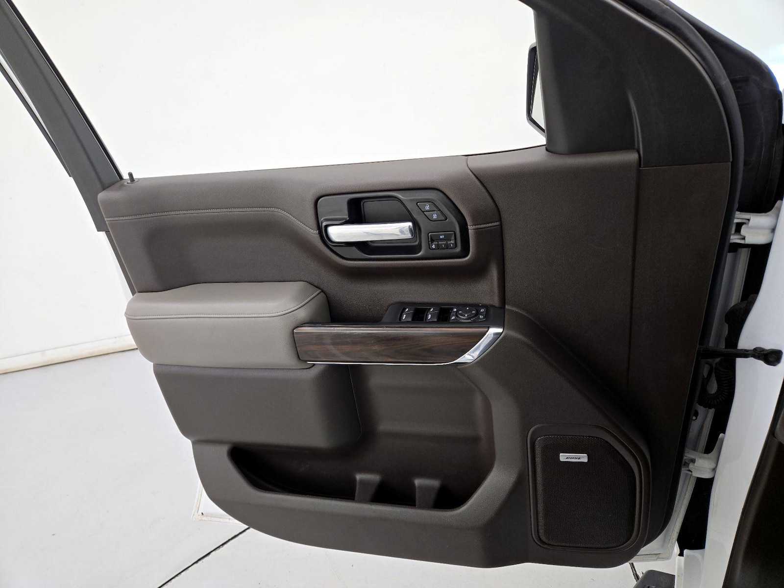 2021 GMC Sierra 1500 SLT - Photo 13