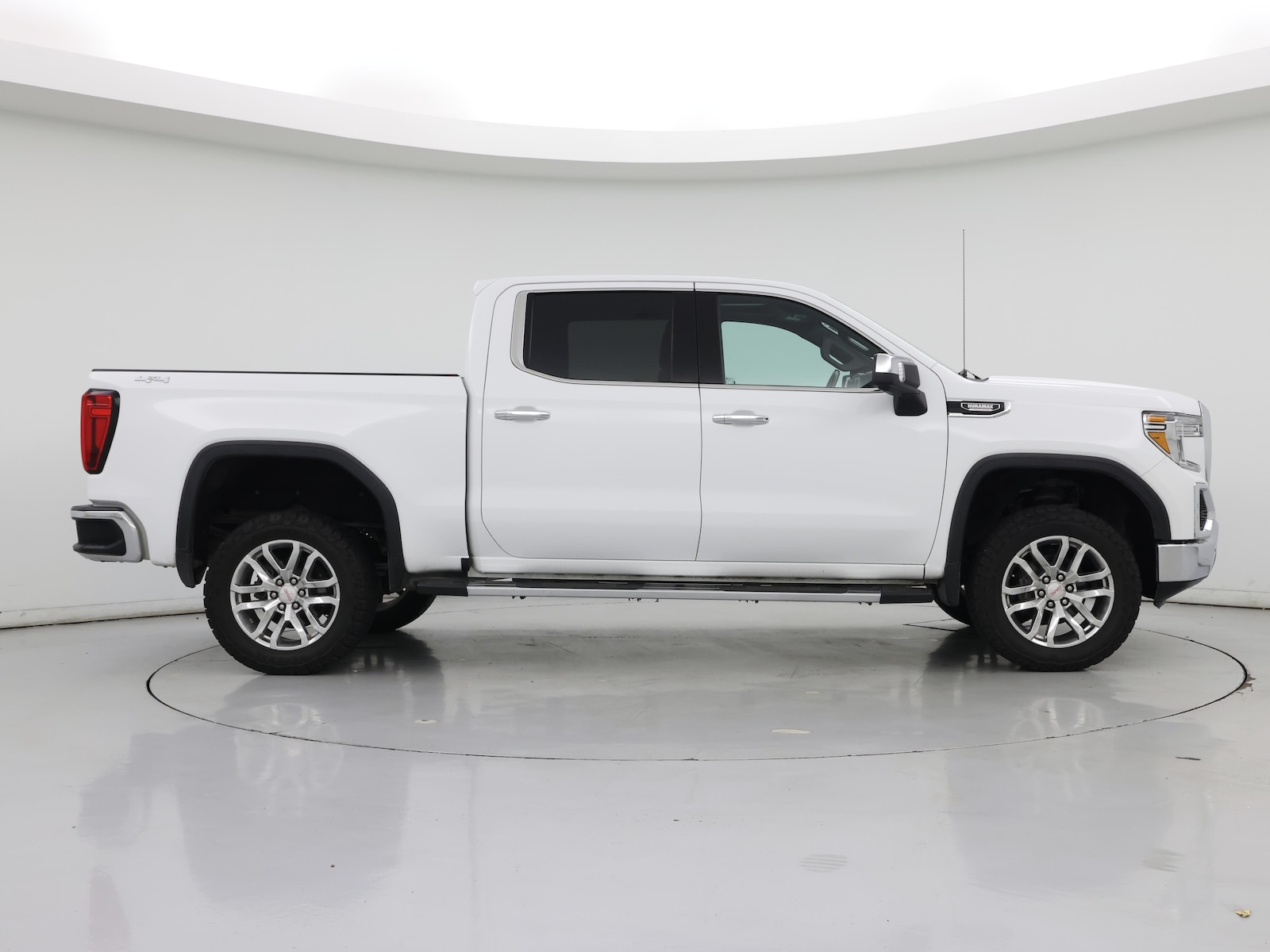 2021 GMC Sierra 1500 SLT - Photo 8