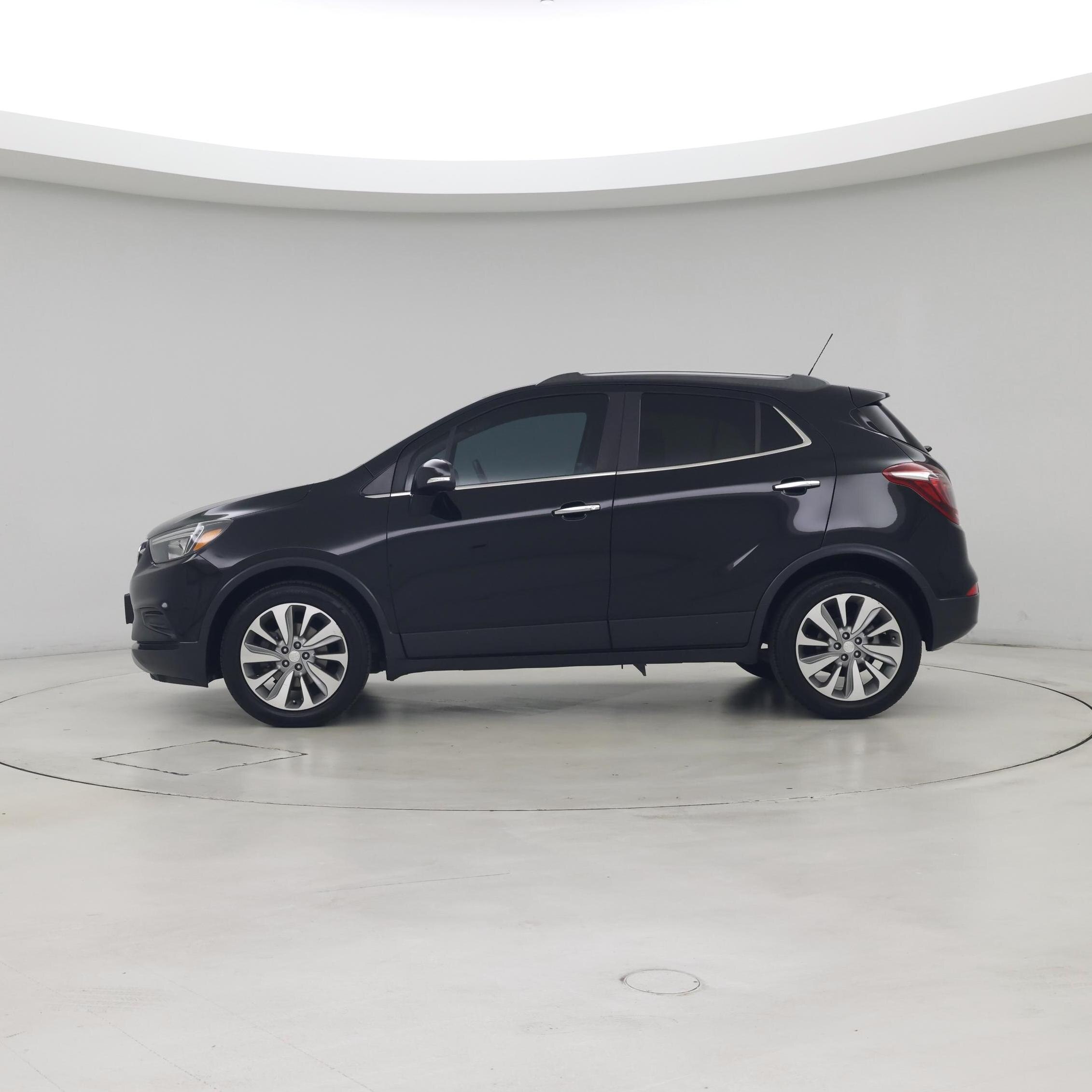 Thumbnail: 2019 Buick Encore - 3