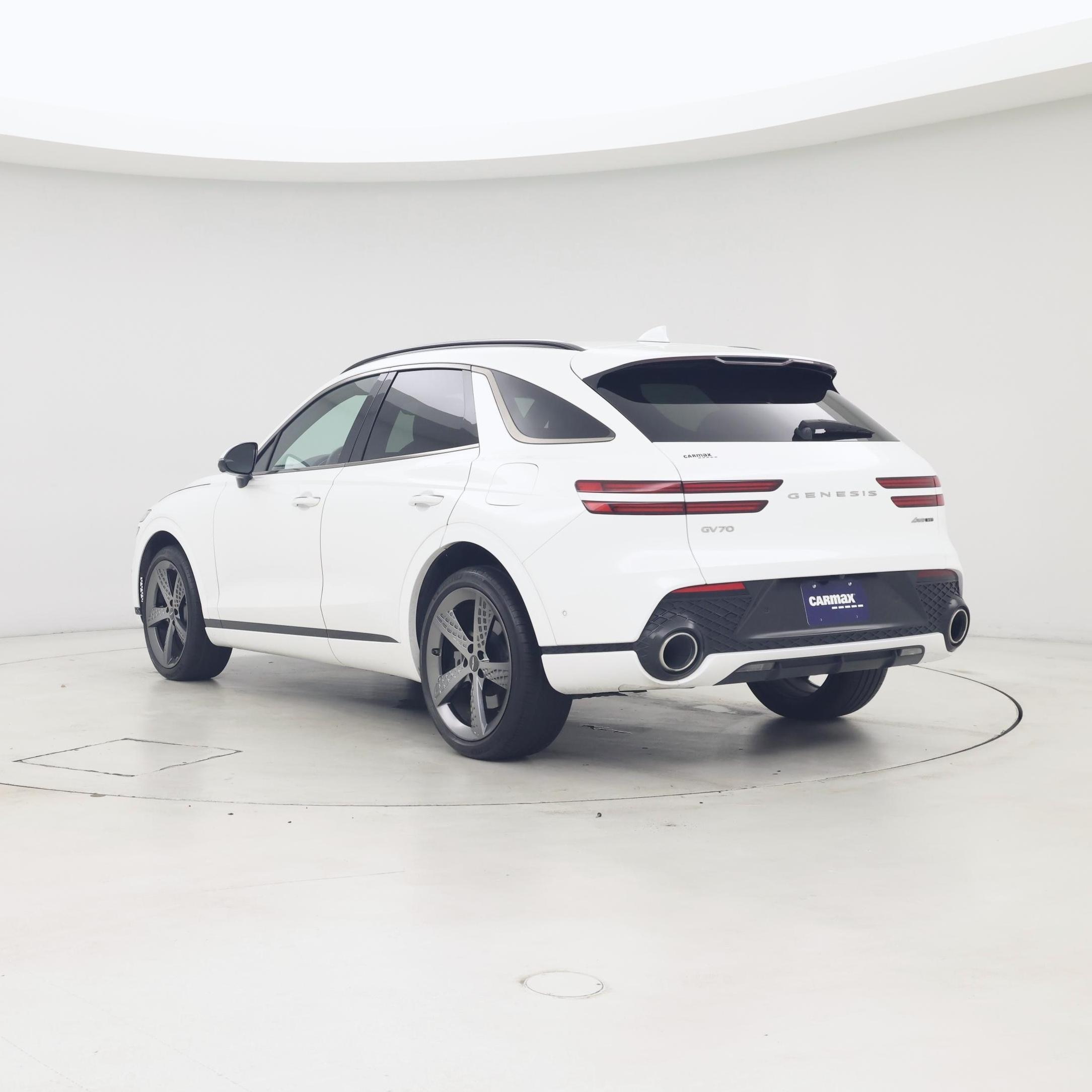 Thumbnail: 2022 Genesis GV70 - 2