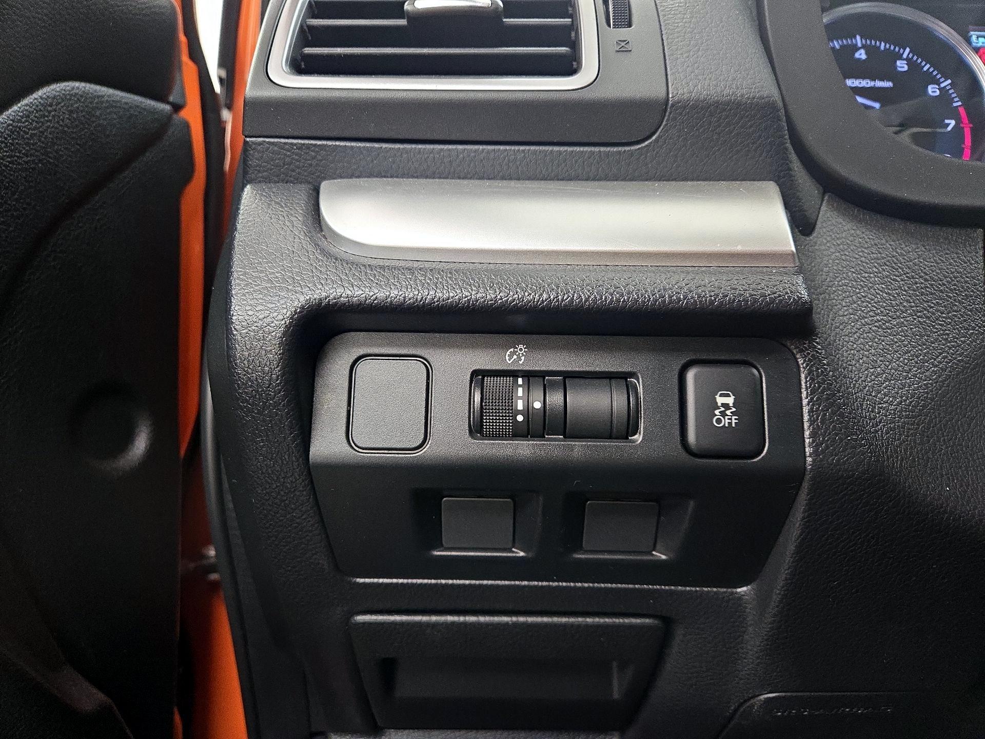 Thumbnail: 2015 Subaru XV Crosstrek - 13