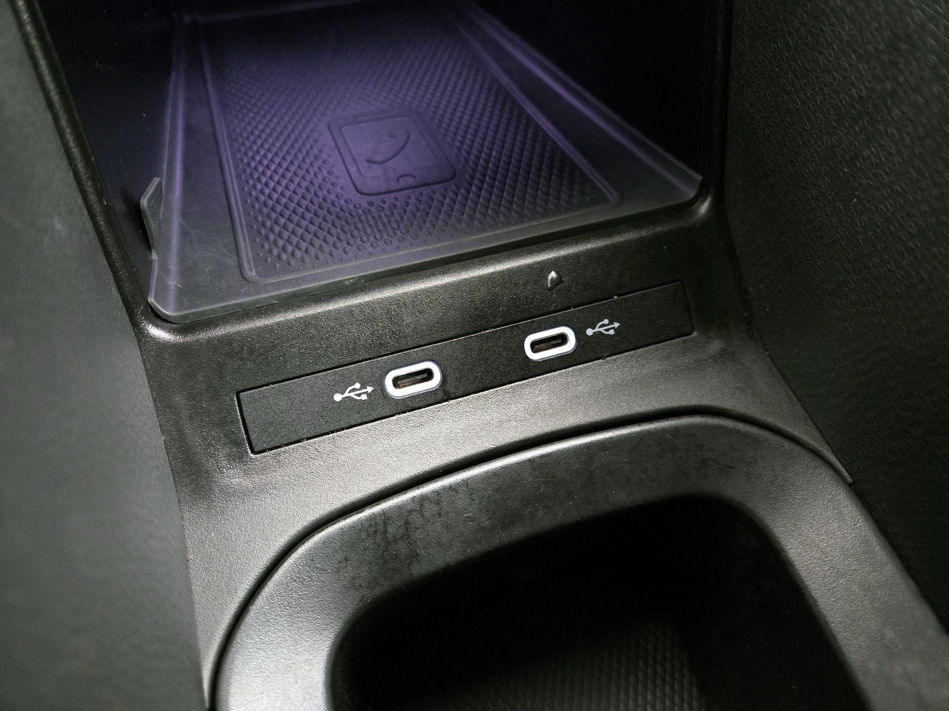 Thumbnail: 2021 Volkswagen ID.4 - 19