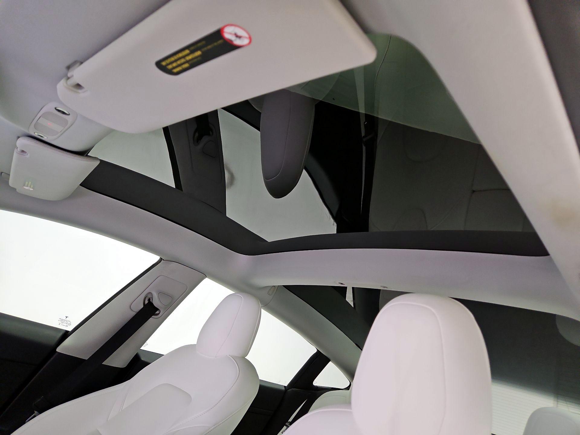 Thumbnail: 2023 Tesla Model 3 - 18