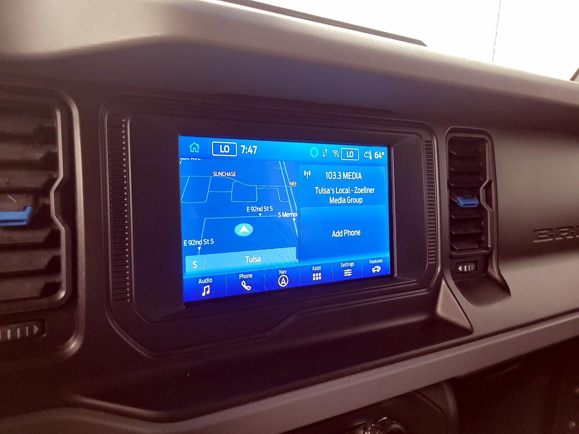 Thumbnail: 2022 Ford Bronco - 16