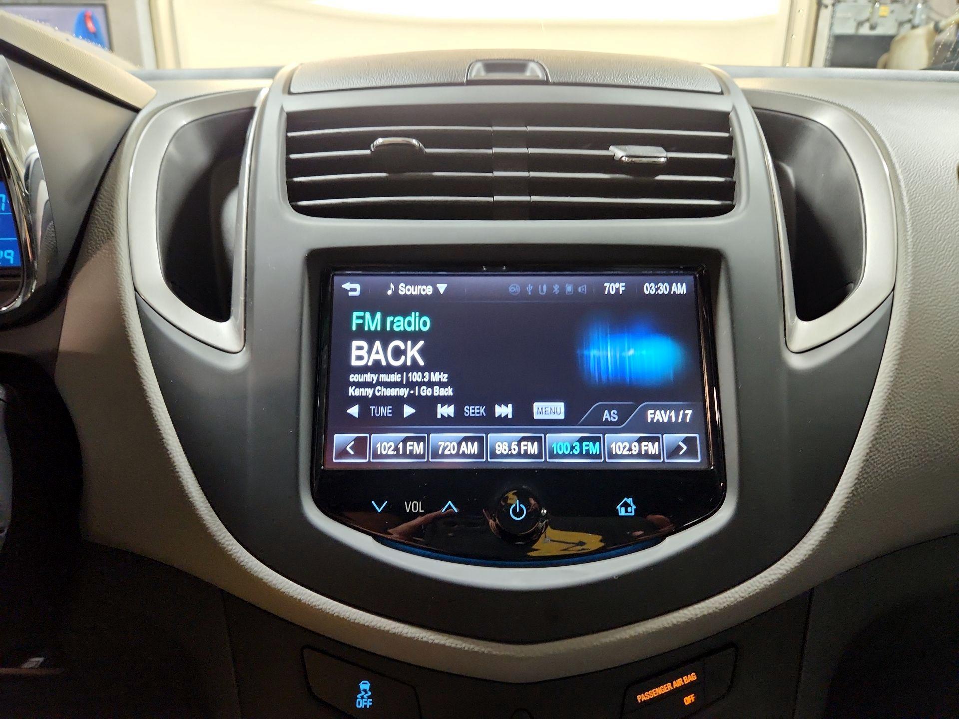 Thumbnail: 2016 Chevrolet Trax - 13