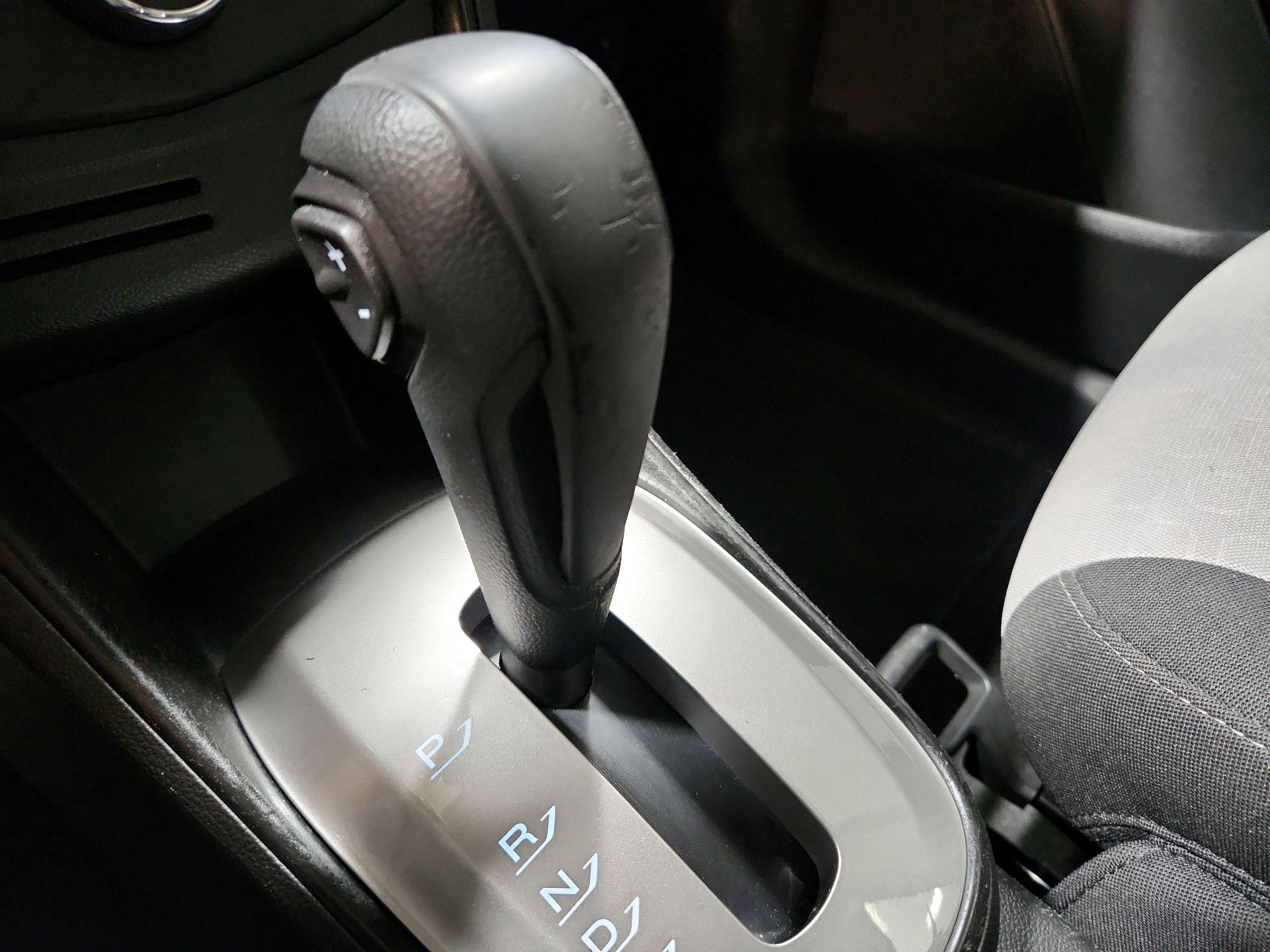 Thumbnail: 2016 Chevrolet Trax - 15