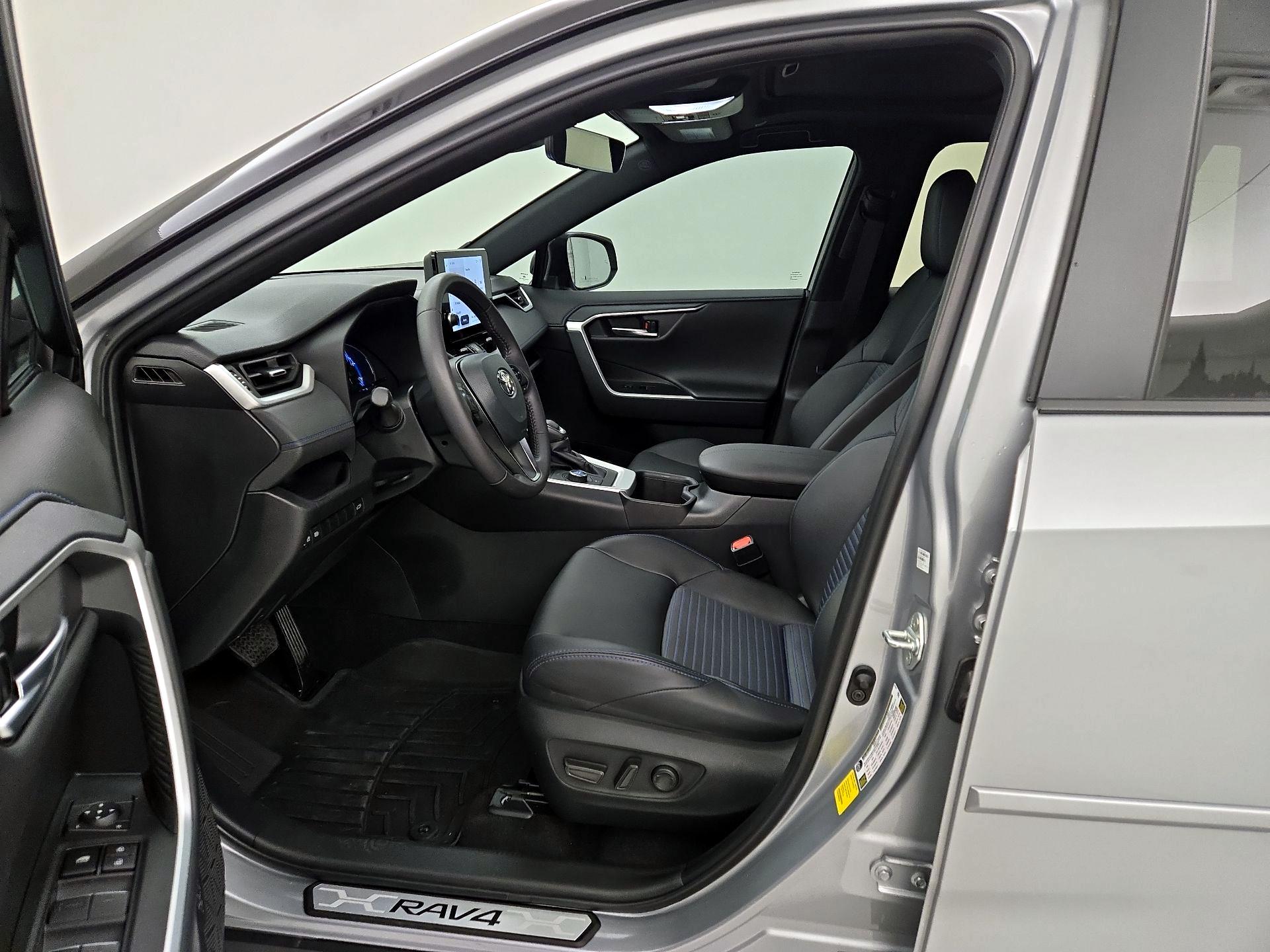 Thumbnail: 2024 Toyota RAV4 - 11