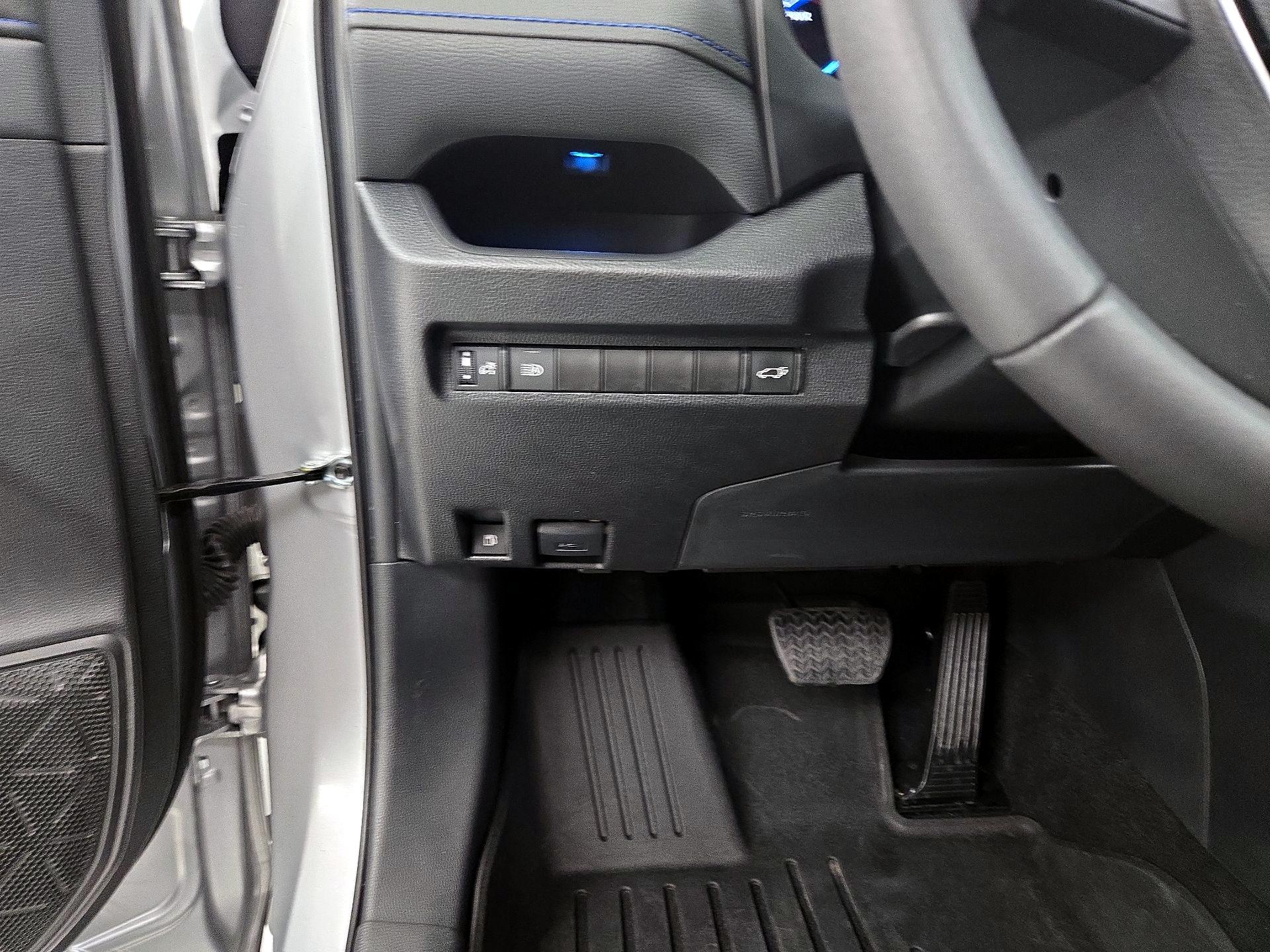 Thumbnail: 2024 Toyota RAV4 - 13