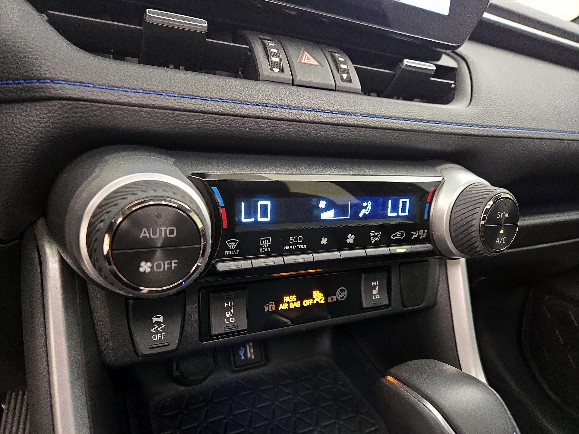 Thumbnail: 2024 Toyota RAV4 - 16