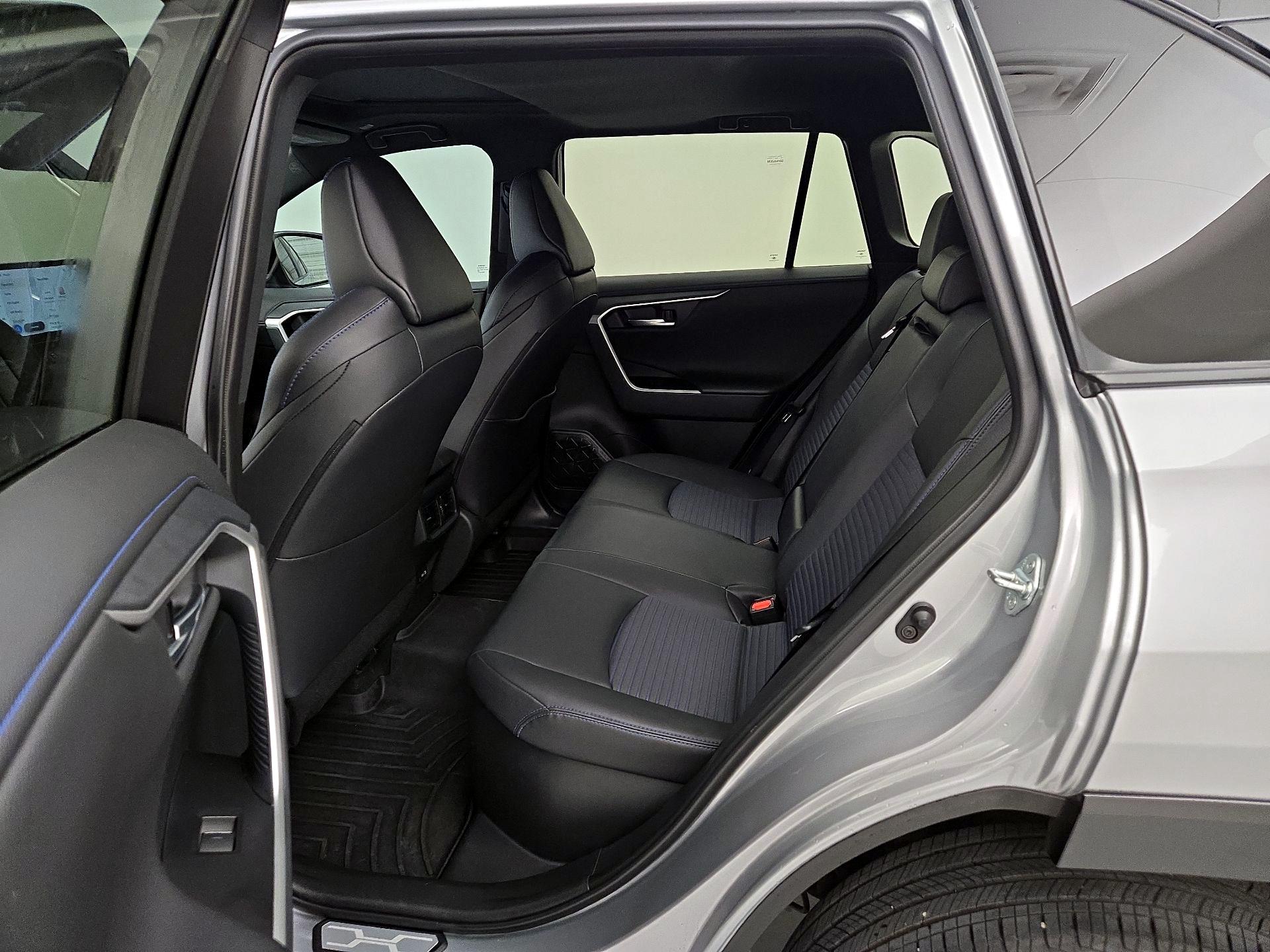 Thumbnail: 2024 Toyota RAV4 - 20