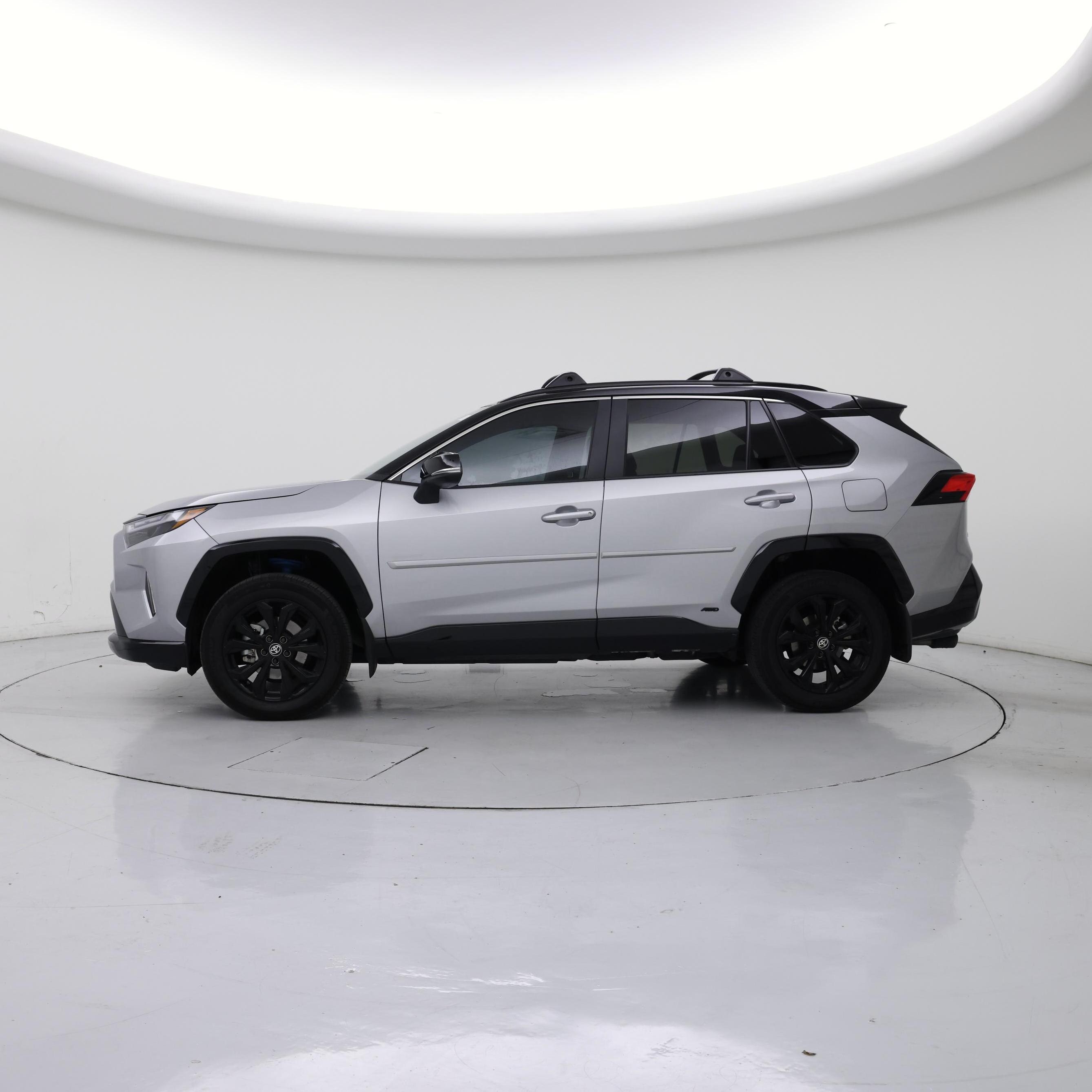 Thumbnail: 2024 Toyota RAV4 - 3