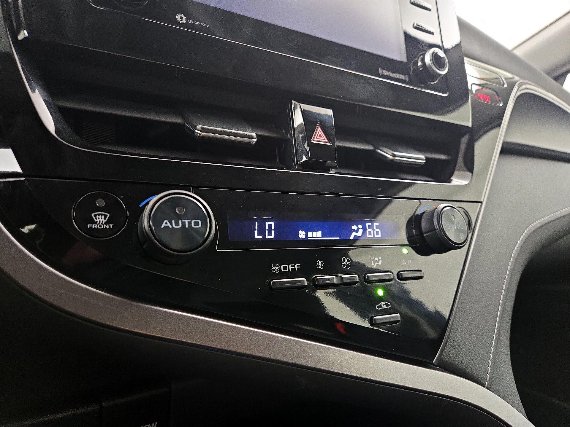 Thumbnail: 2024 Toyota Camry - 16