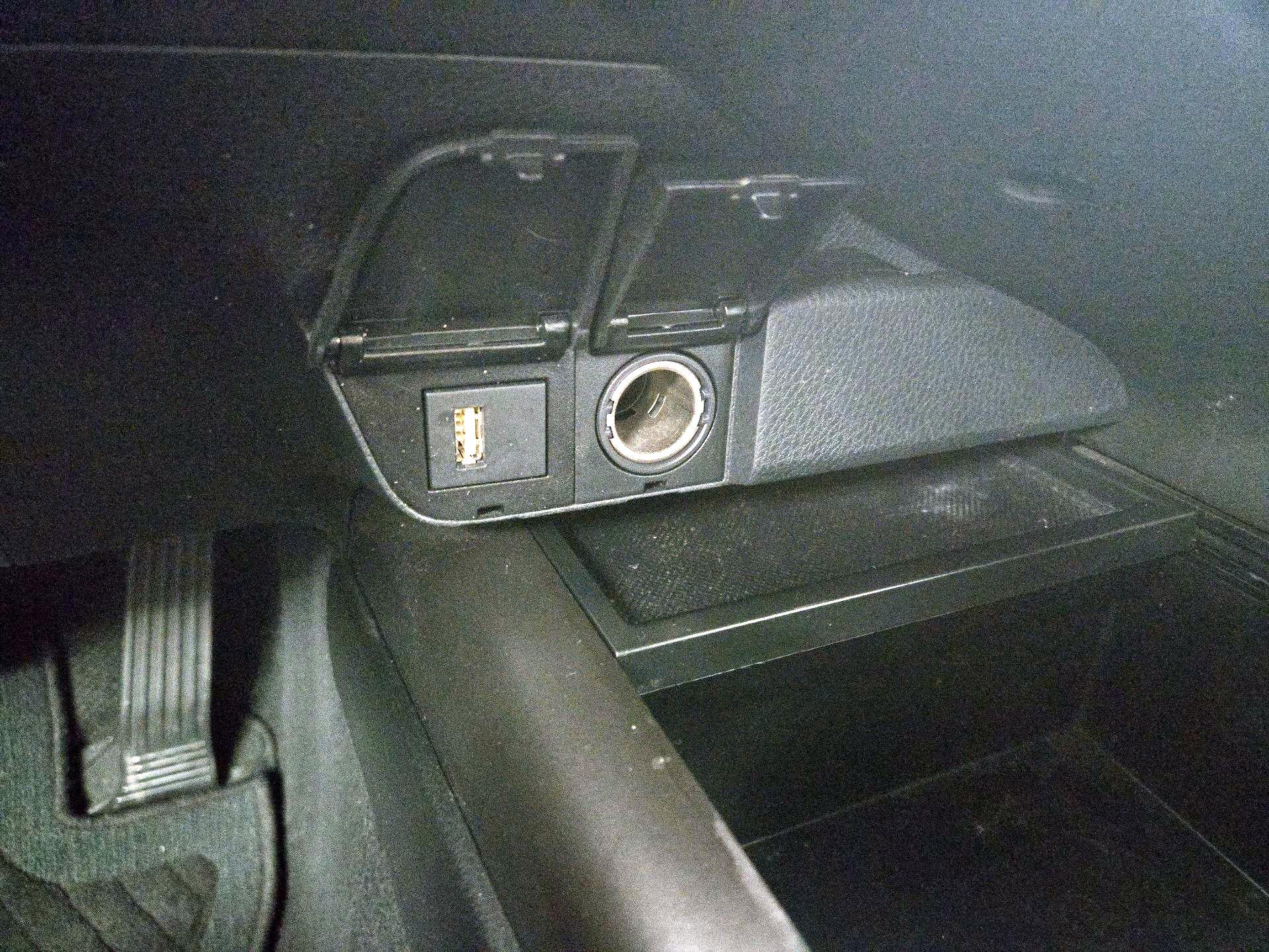 Thumbnail: 2024 Toyota Camry - 18