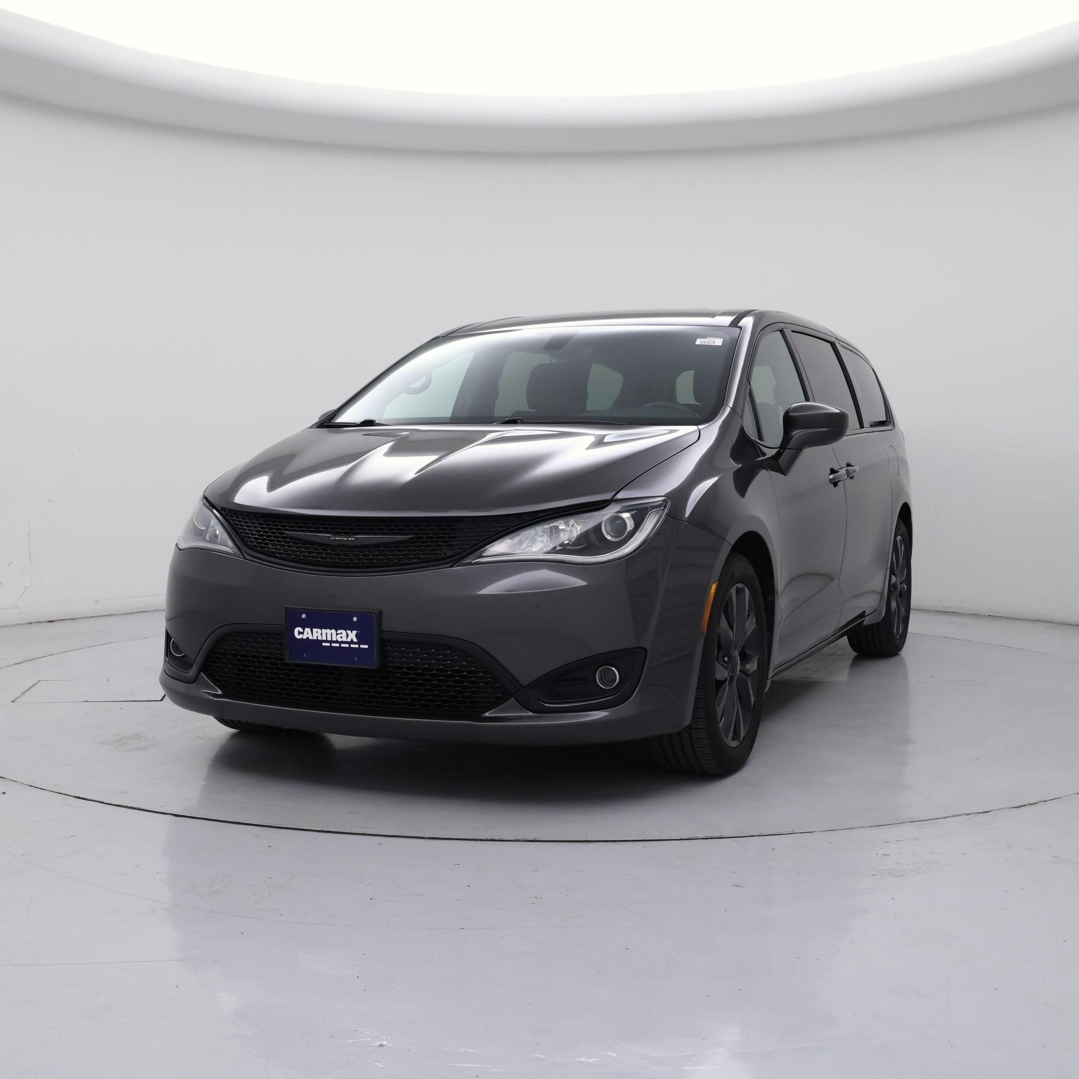 Thumbnail: 2020 Chrysler Pacifica - 4