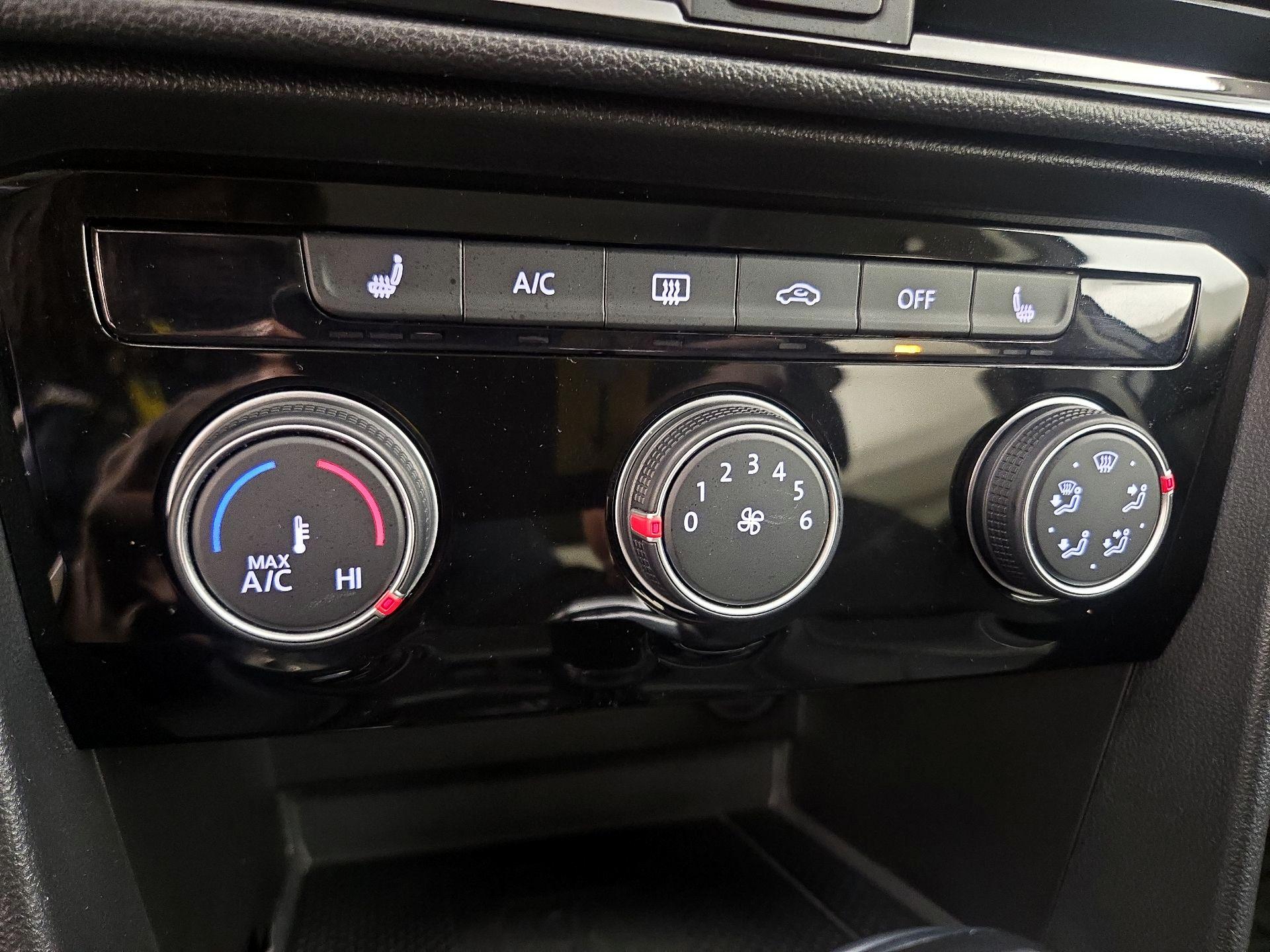 Thumbnail: 2023 Volkswagen Taos - 16