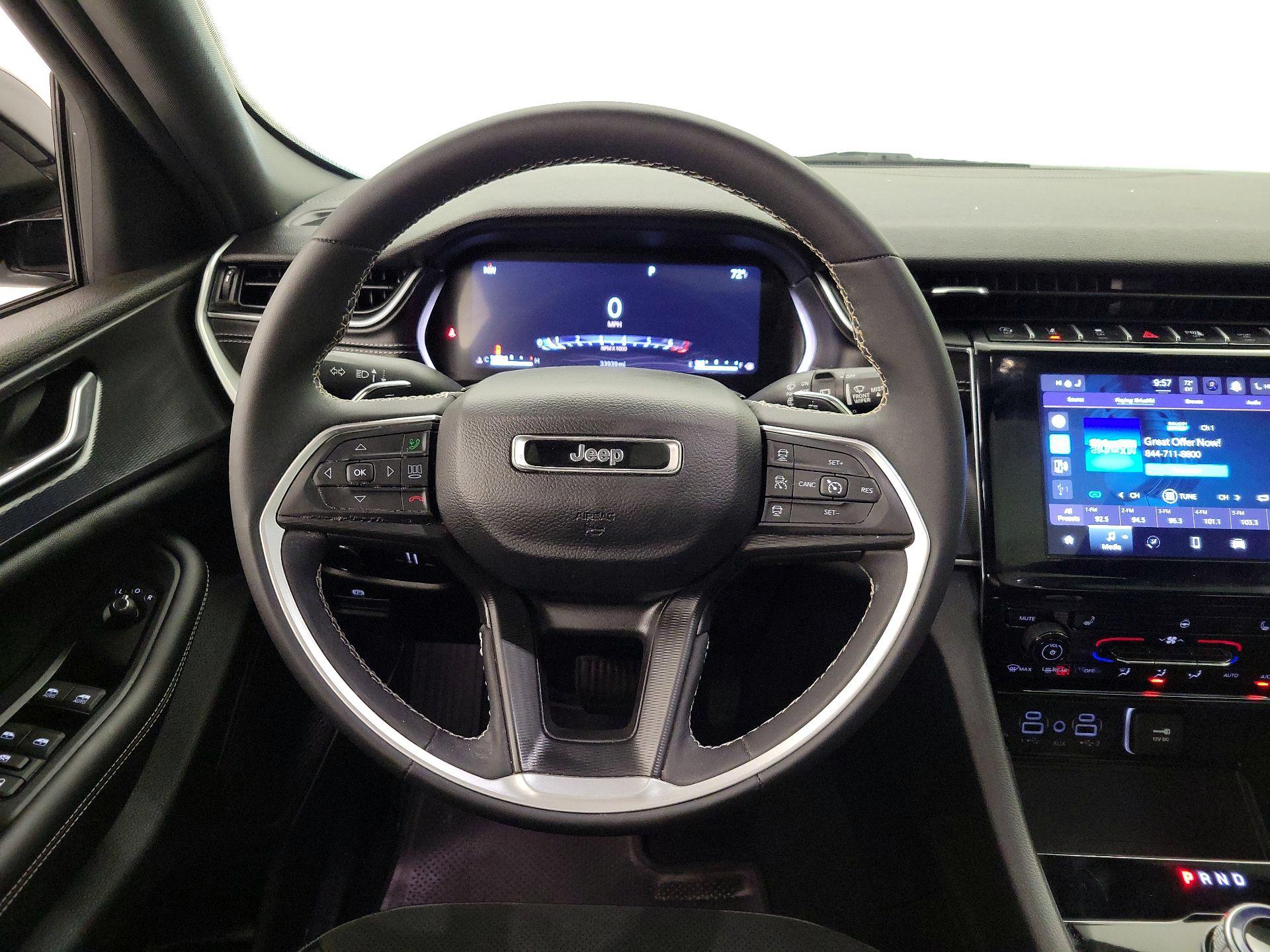 Thumbnail: 2023 Jeep Grand Cherokee - 10