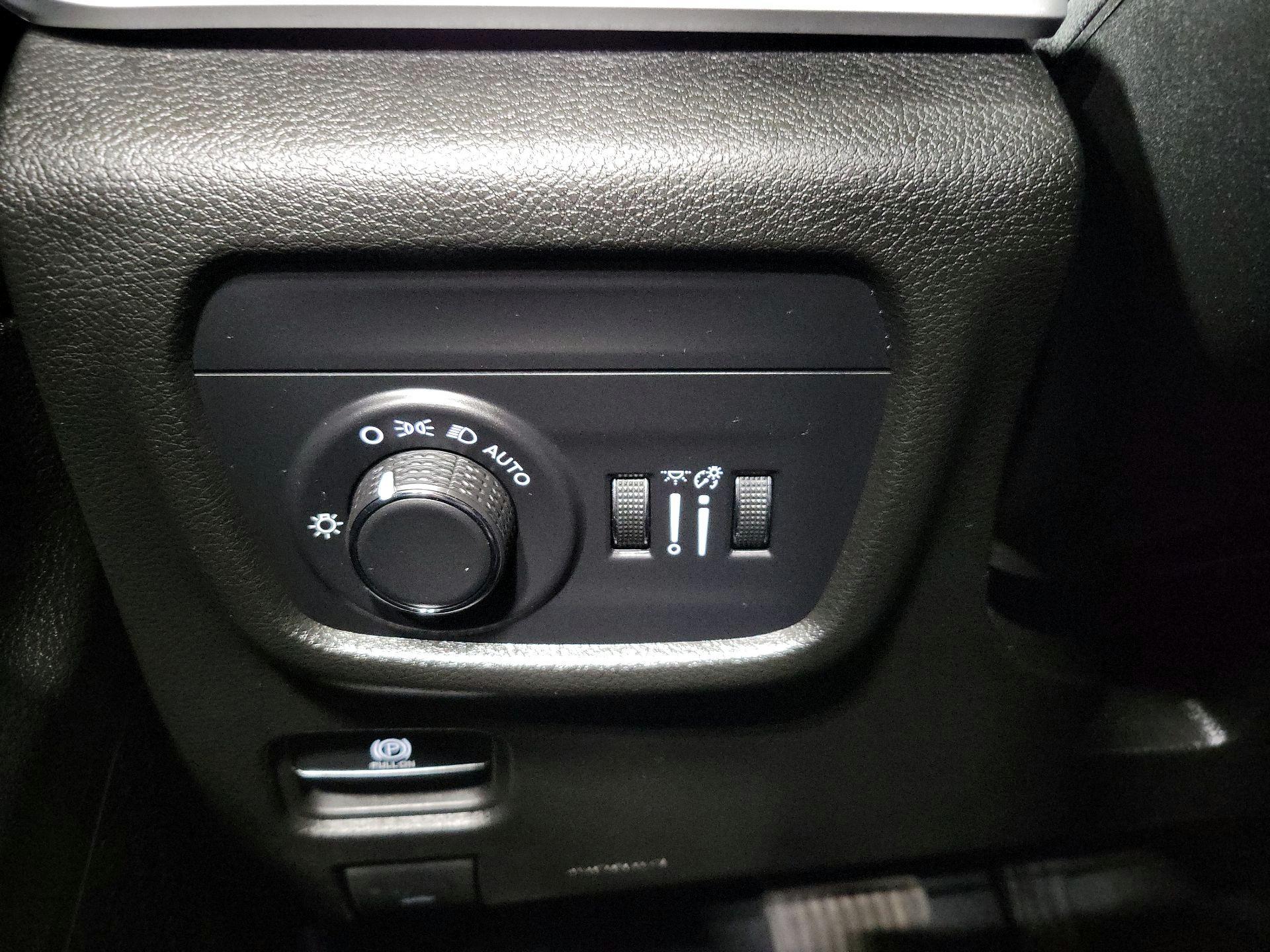 Thumbnail: 2023 Jeep Grand Cherokee - 13