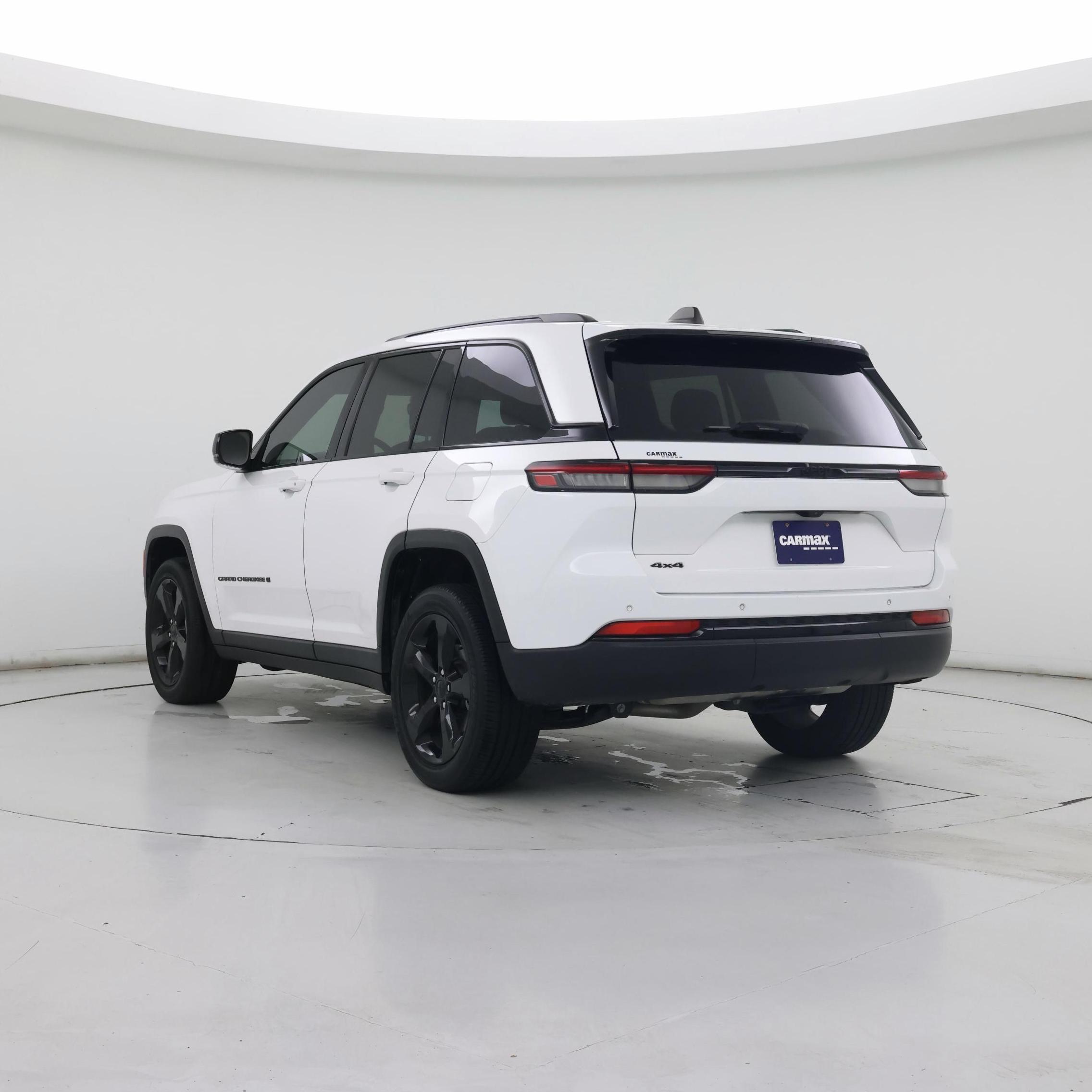 Thumbnail: 2023 Jeep Grand Cherokee - 2