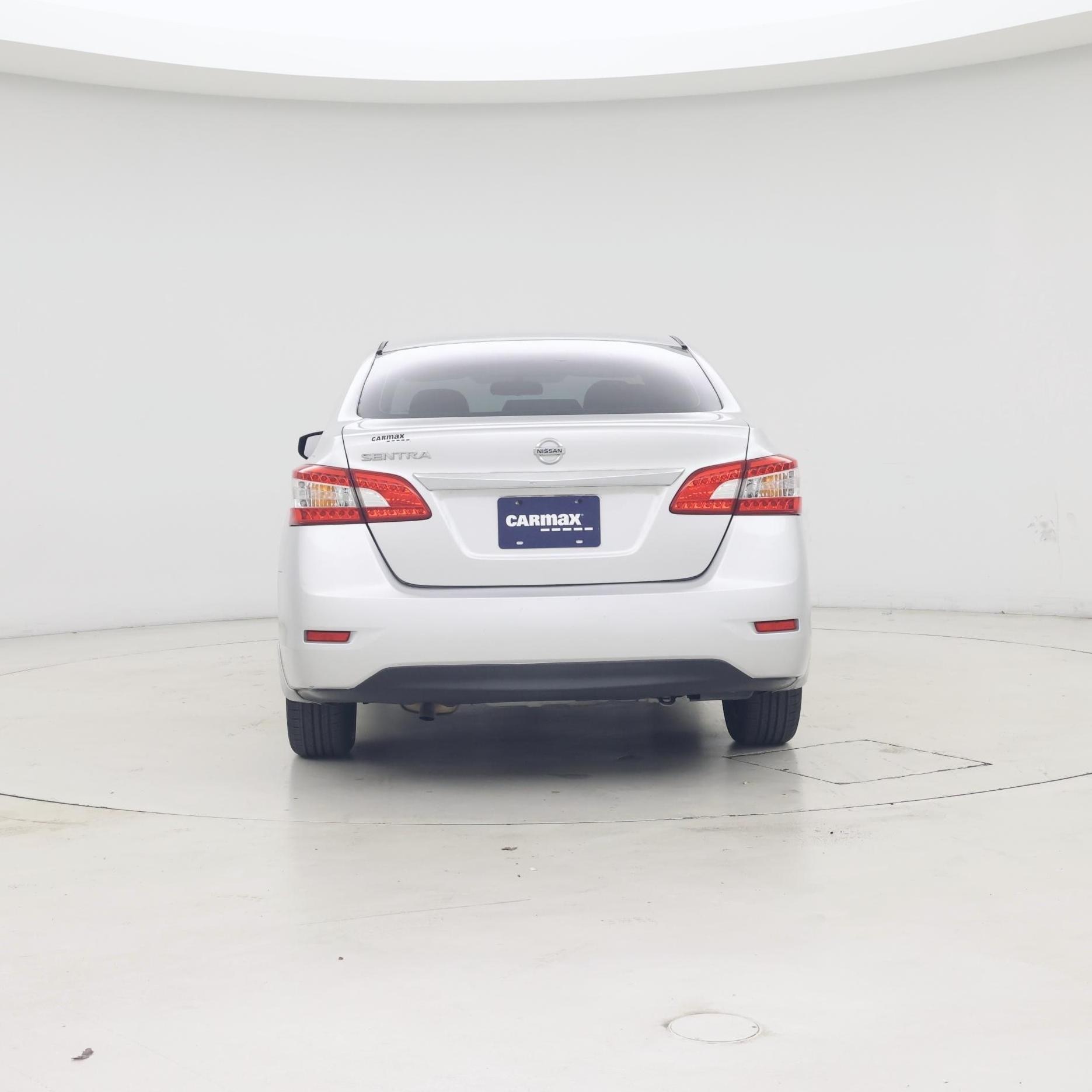 Thumbnail: 2015 Nissan Sentra - 6