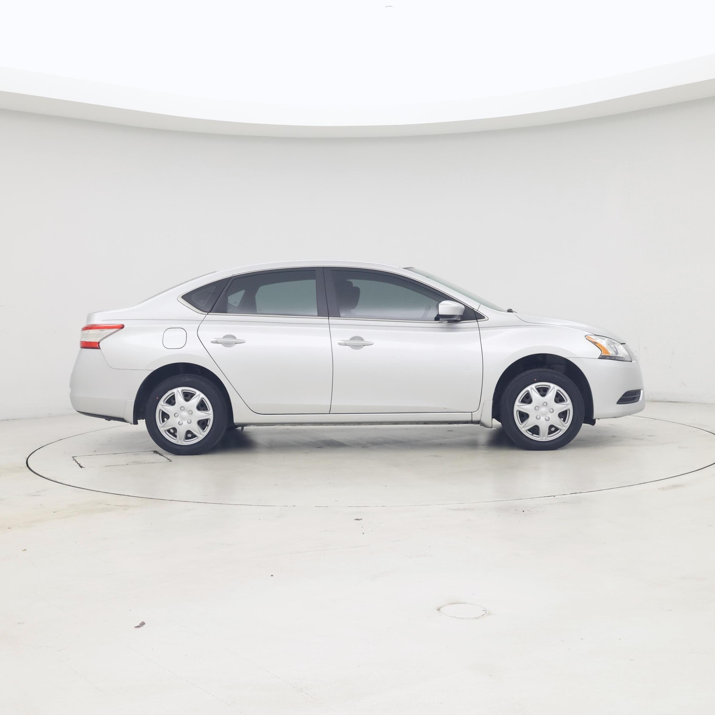 Thumbnail: 2015 Nissan Sentra - 7