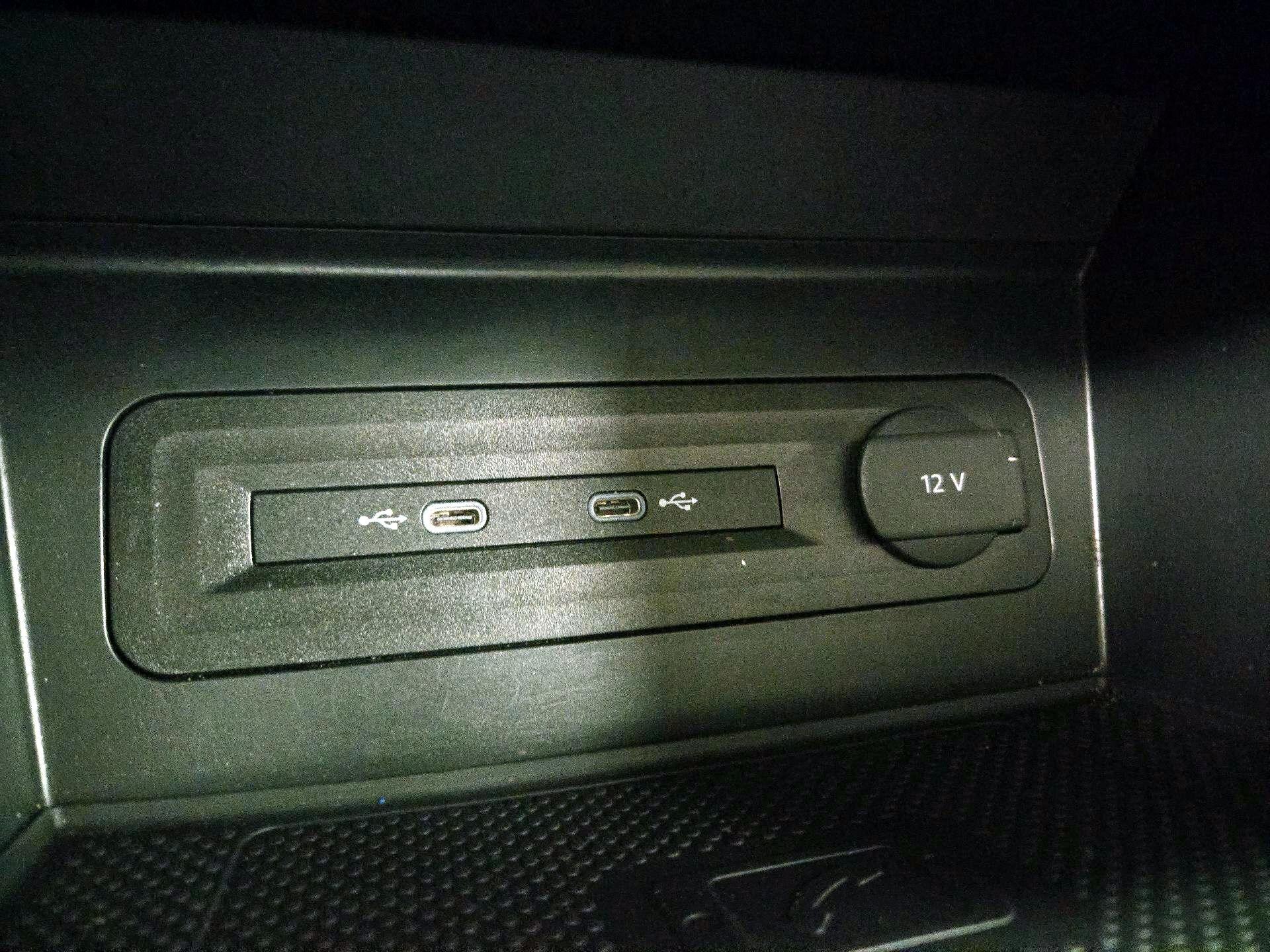 Thumbnail: 2021 Volkswagen Atlas - 19