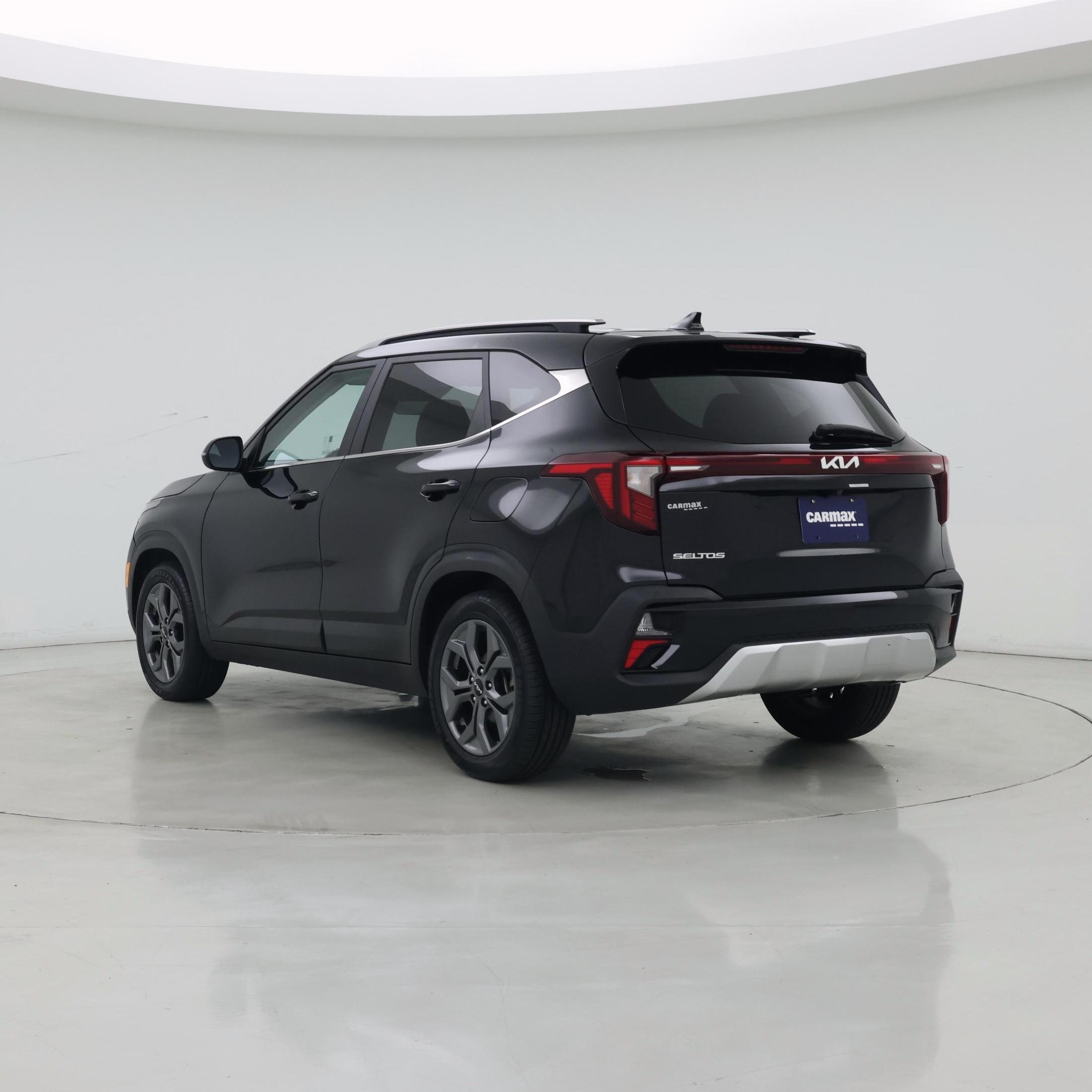 Thumbnail: 2024 Kia Seltos - 2