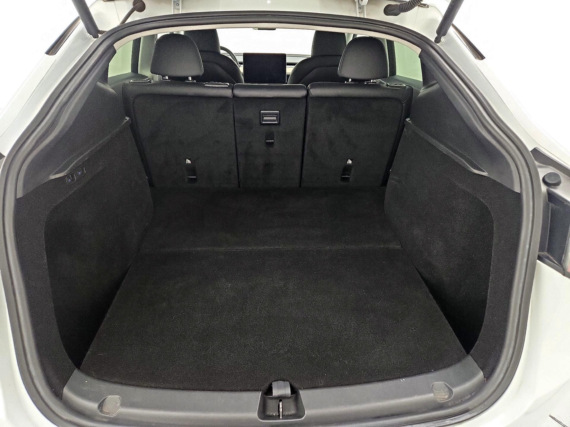 Thumbnail: 2023 Tesla Model Y - 19