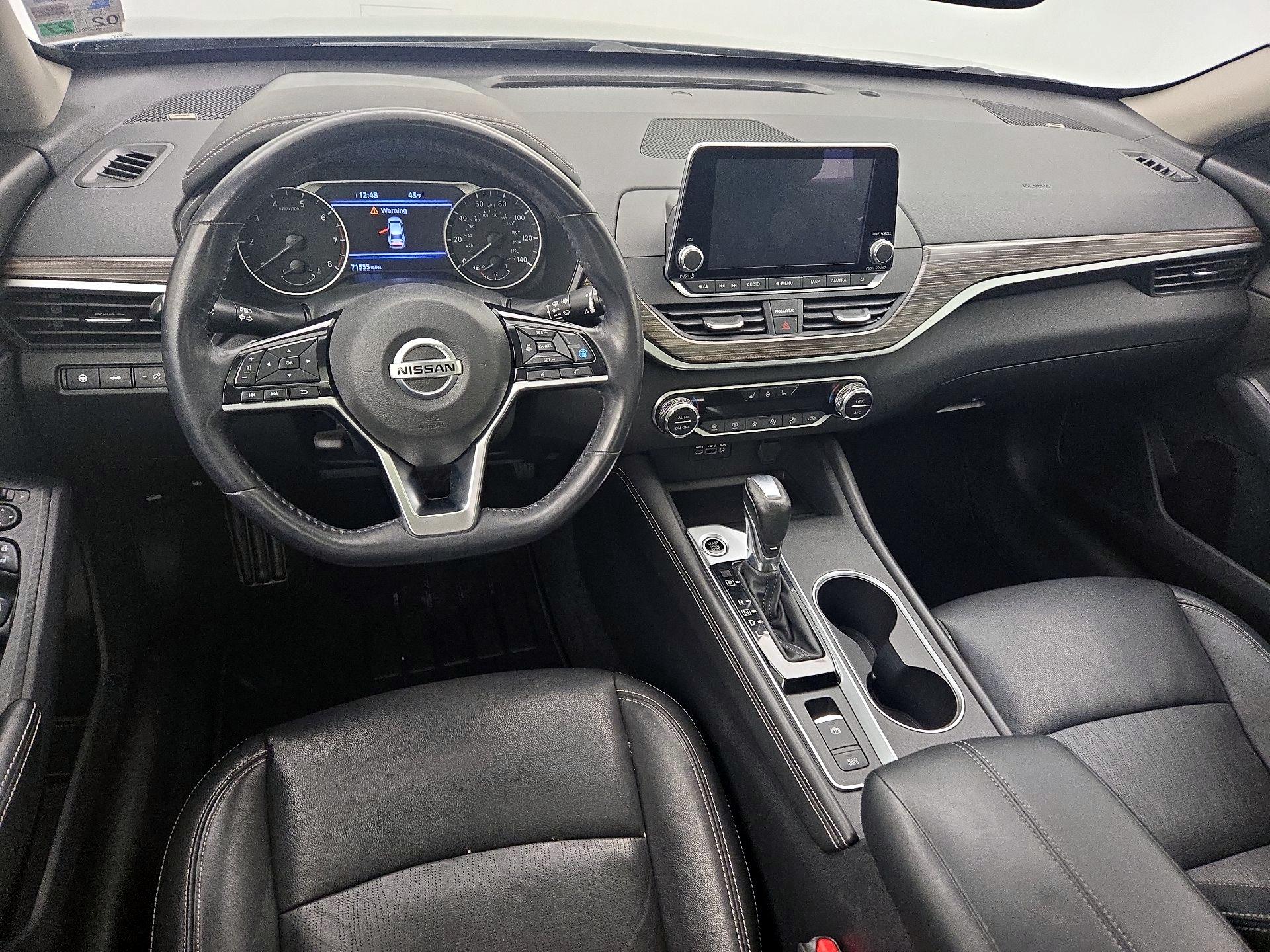 Thumbnail: 2019 Nissan Altima - 9