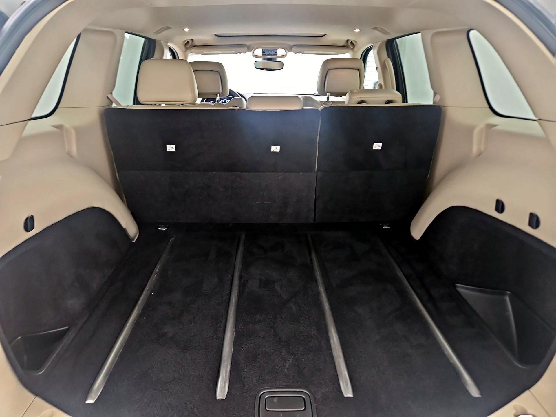 Thumbnail: 2017 Jeep Grand Cherokee - 17