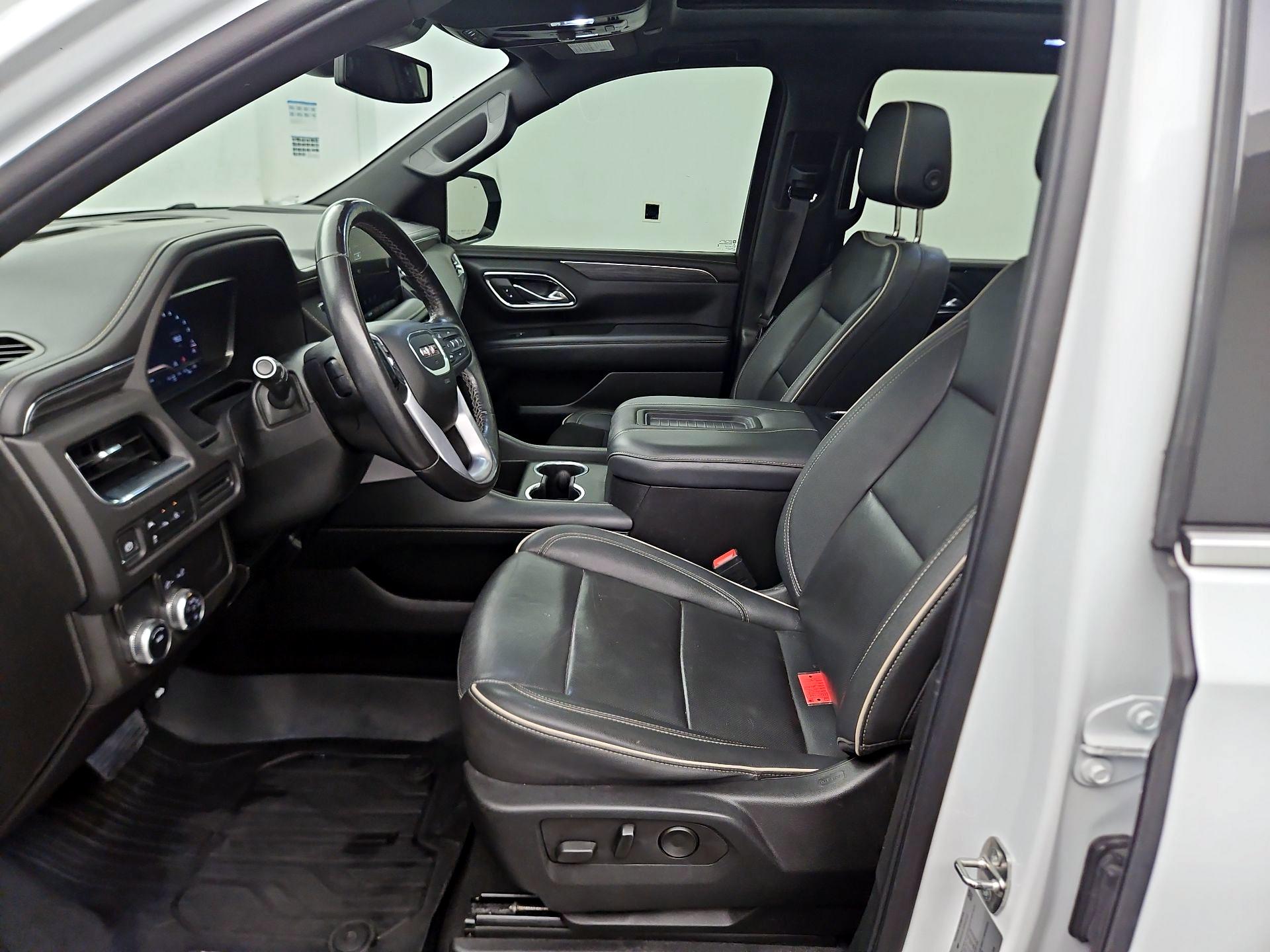 Thumbnail: 2023 GMC Yukon XL - 11