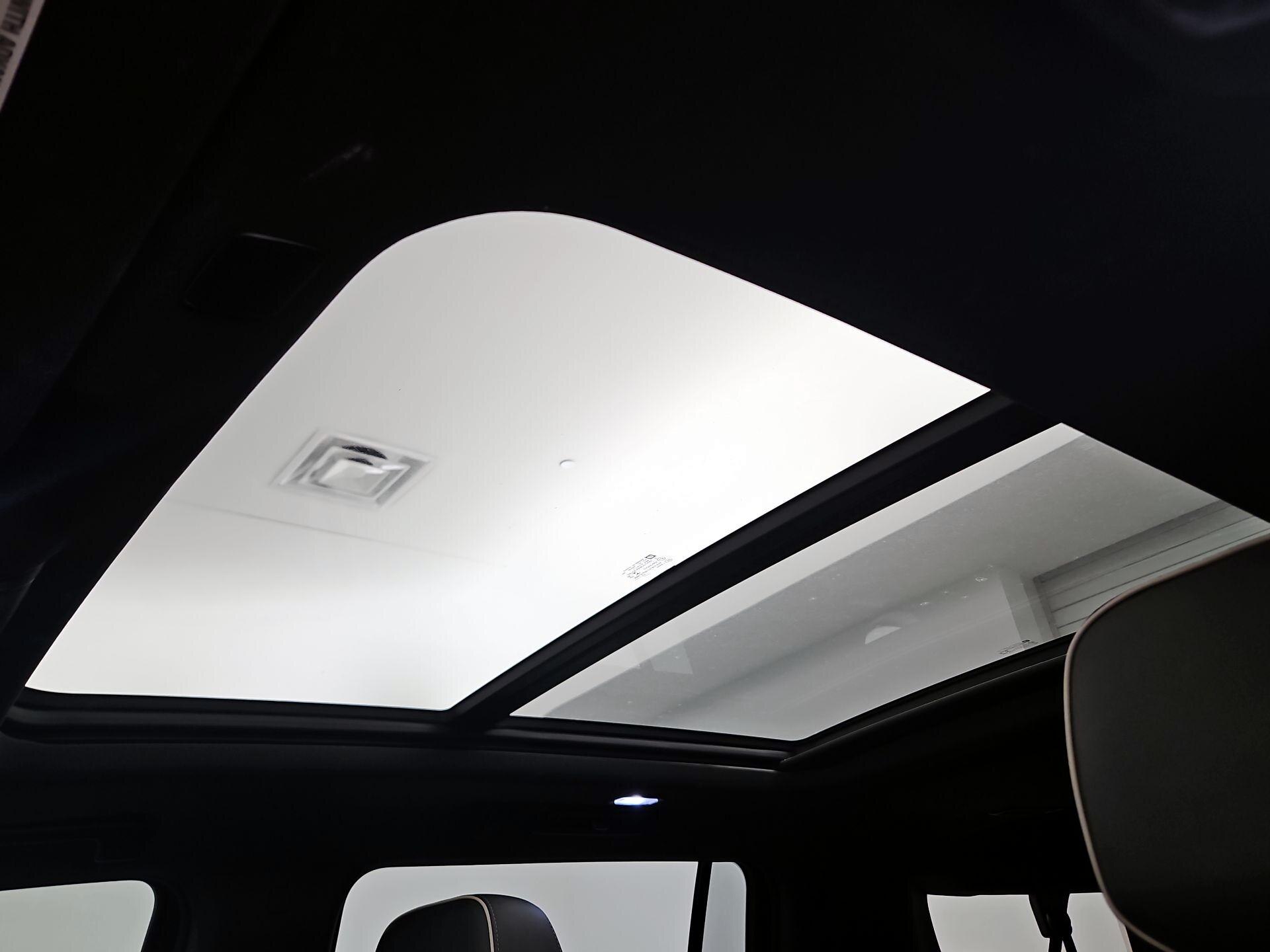 Thumbnail: 2023 GMC Yukon XL - 18