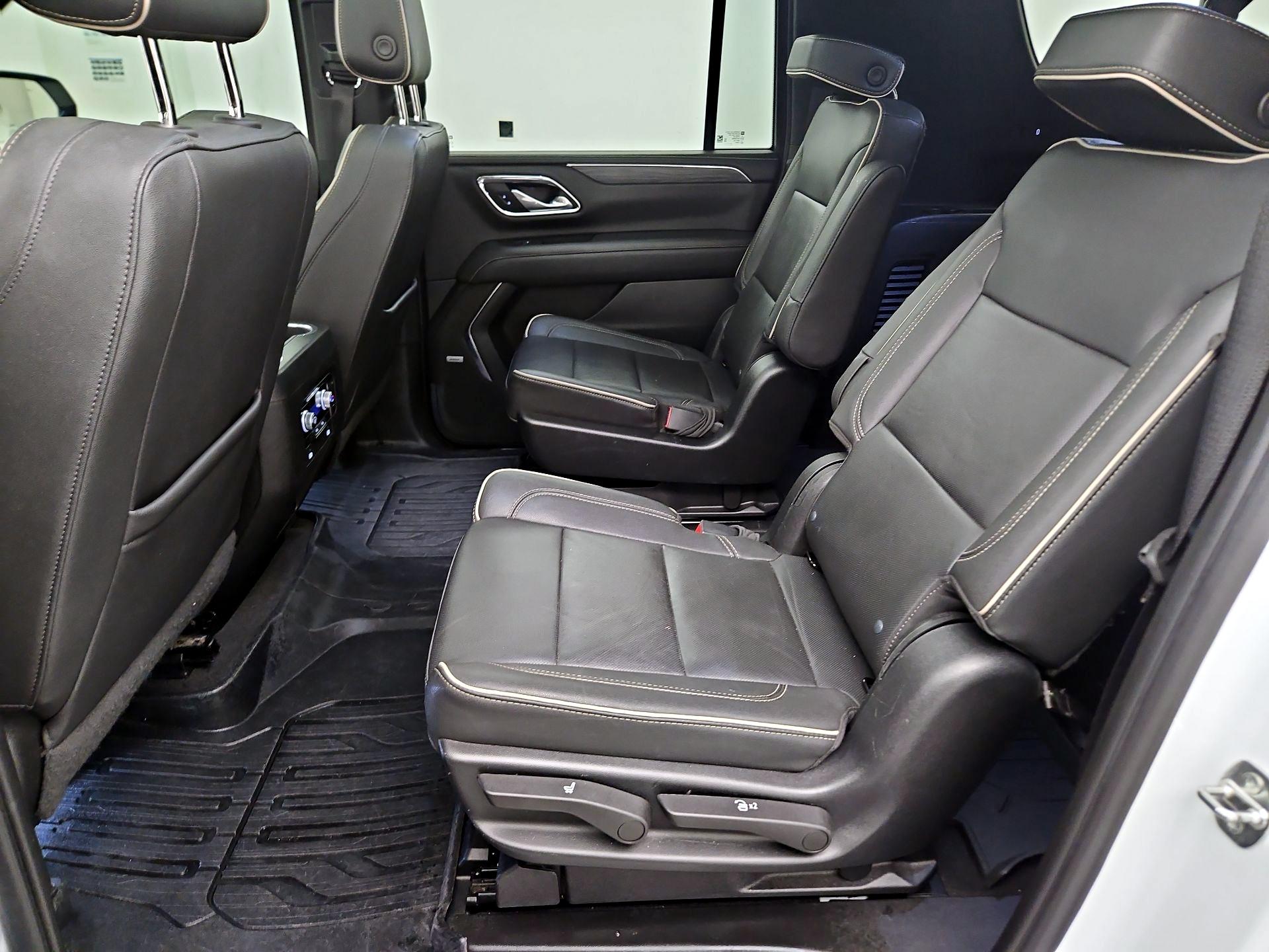 Thumbnail: 2023 GMC Yukon XL - 19