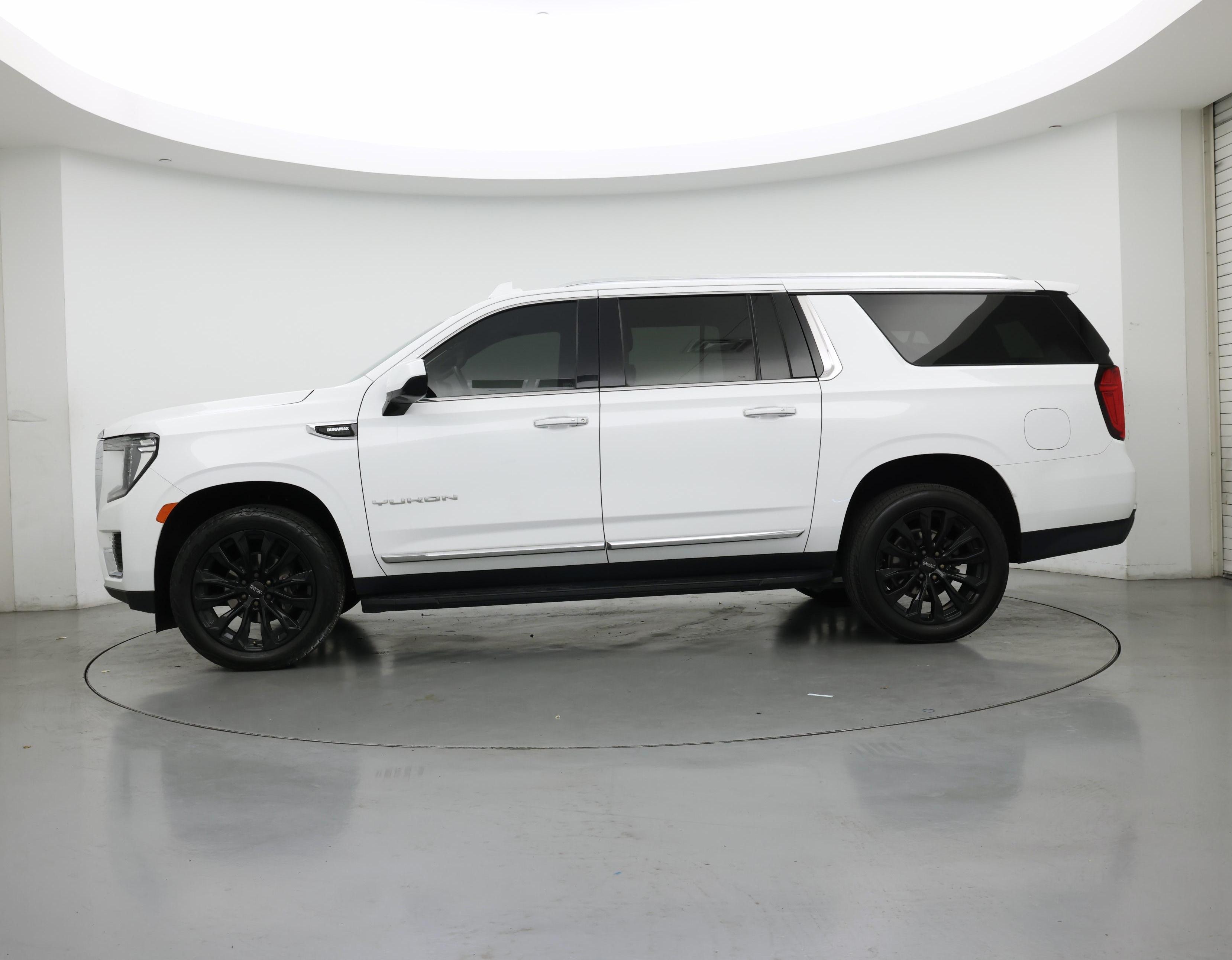 Thumbnail: 2023 GMC Yukon XL - 3