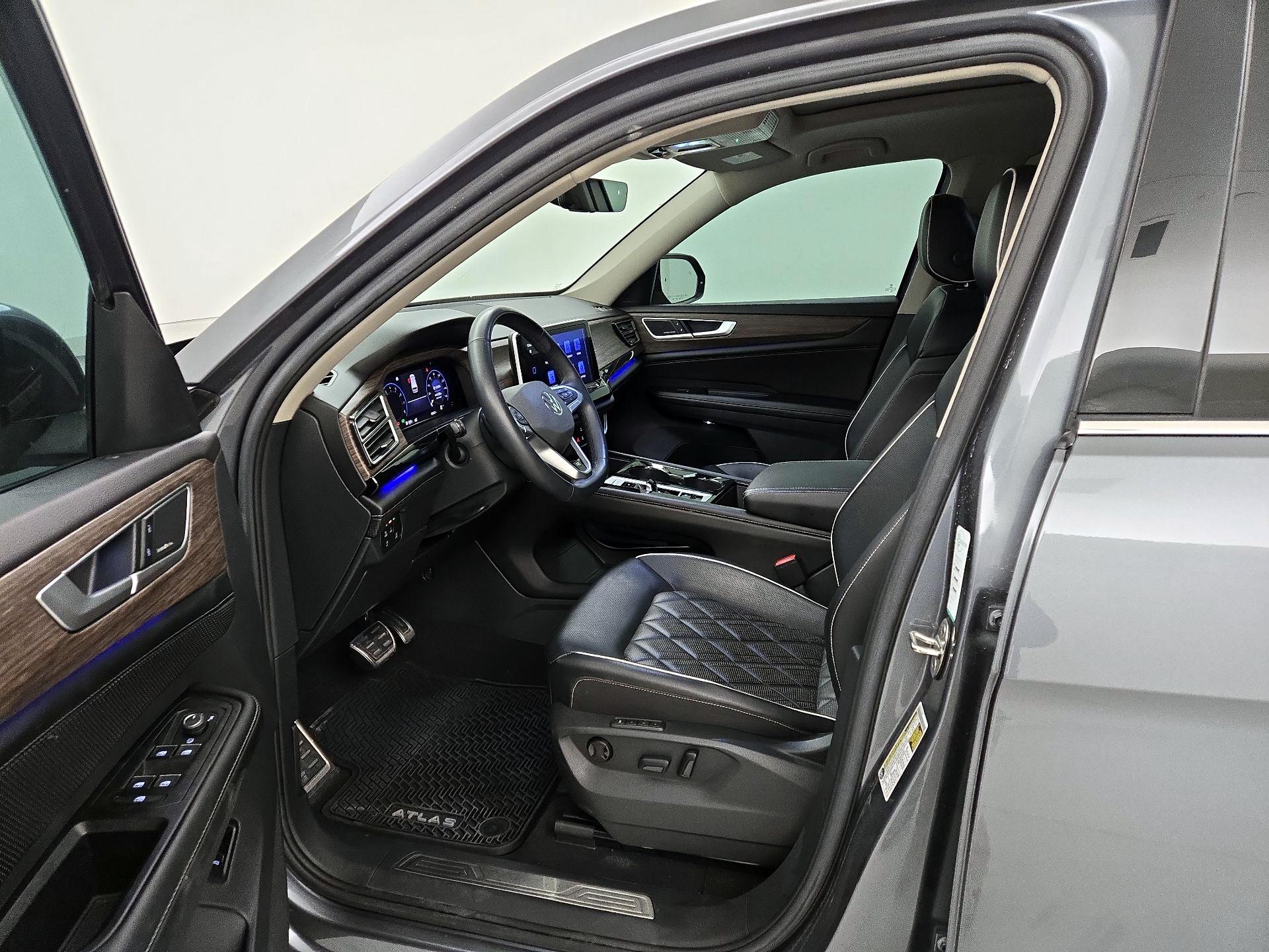 Thumbnail: 2024 Volkswagen Atlas - 11